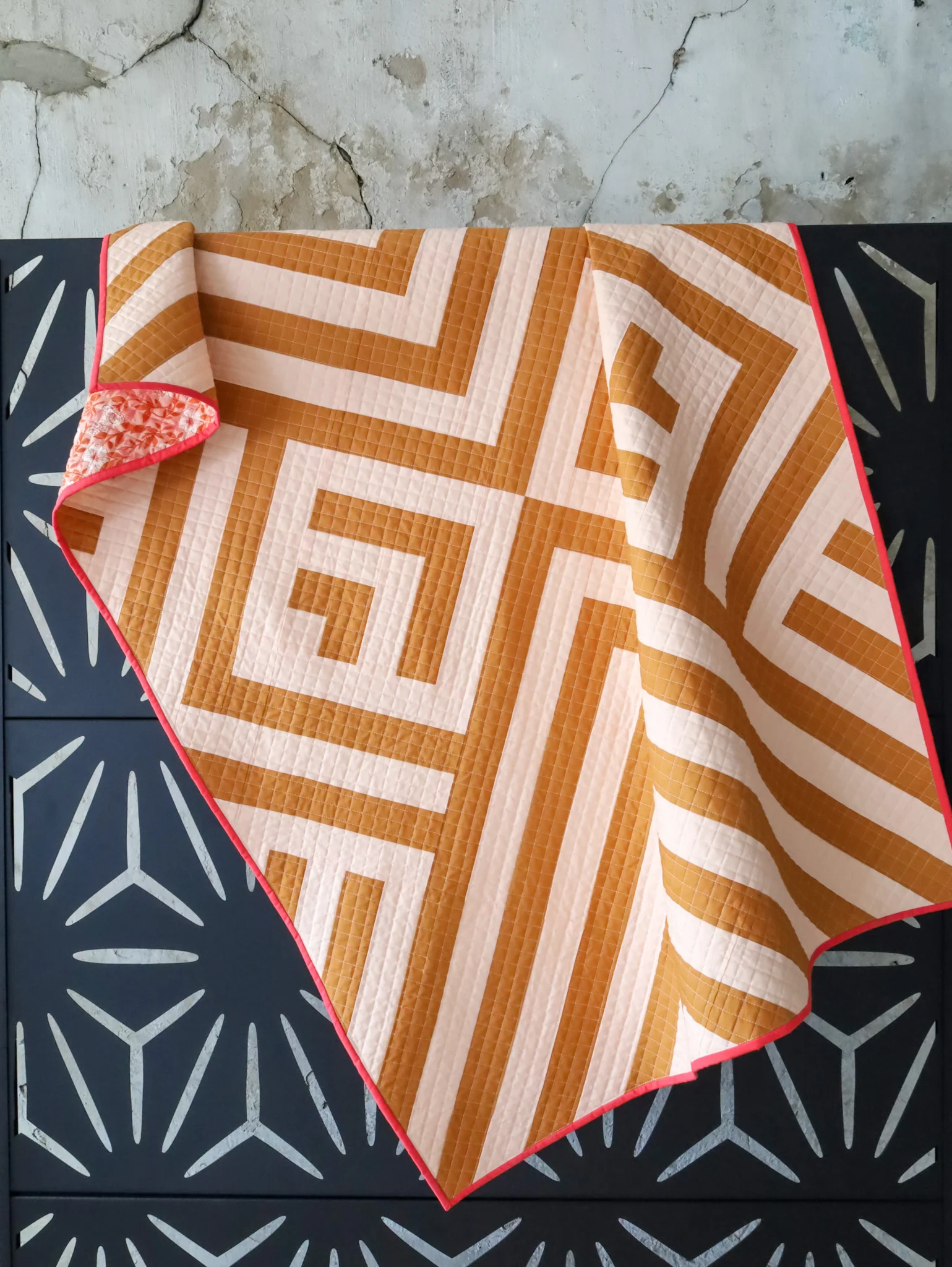 Lo & Behold Stitchery SALE Lo & Behold Stitchery Getaway Quilting Pattern