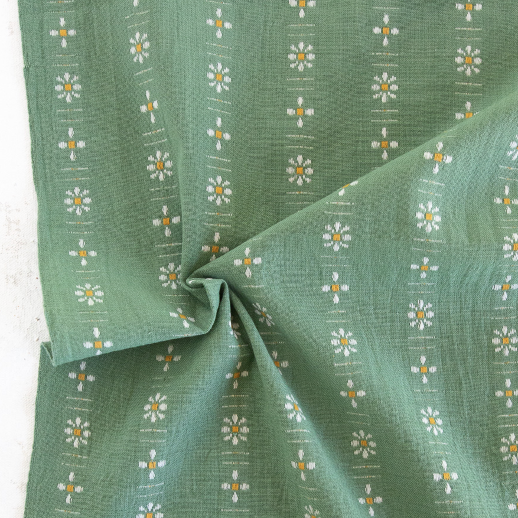 Fableism Supply Co Forest Forage Daisies Seedling