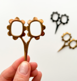 Matryoshka Doll Shop Flower Scissors