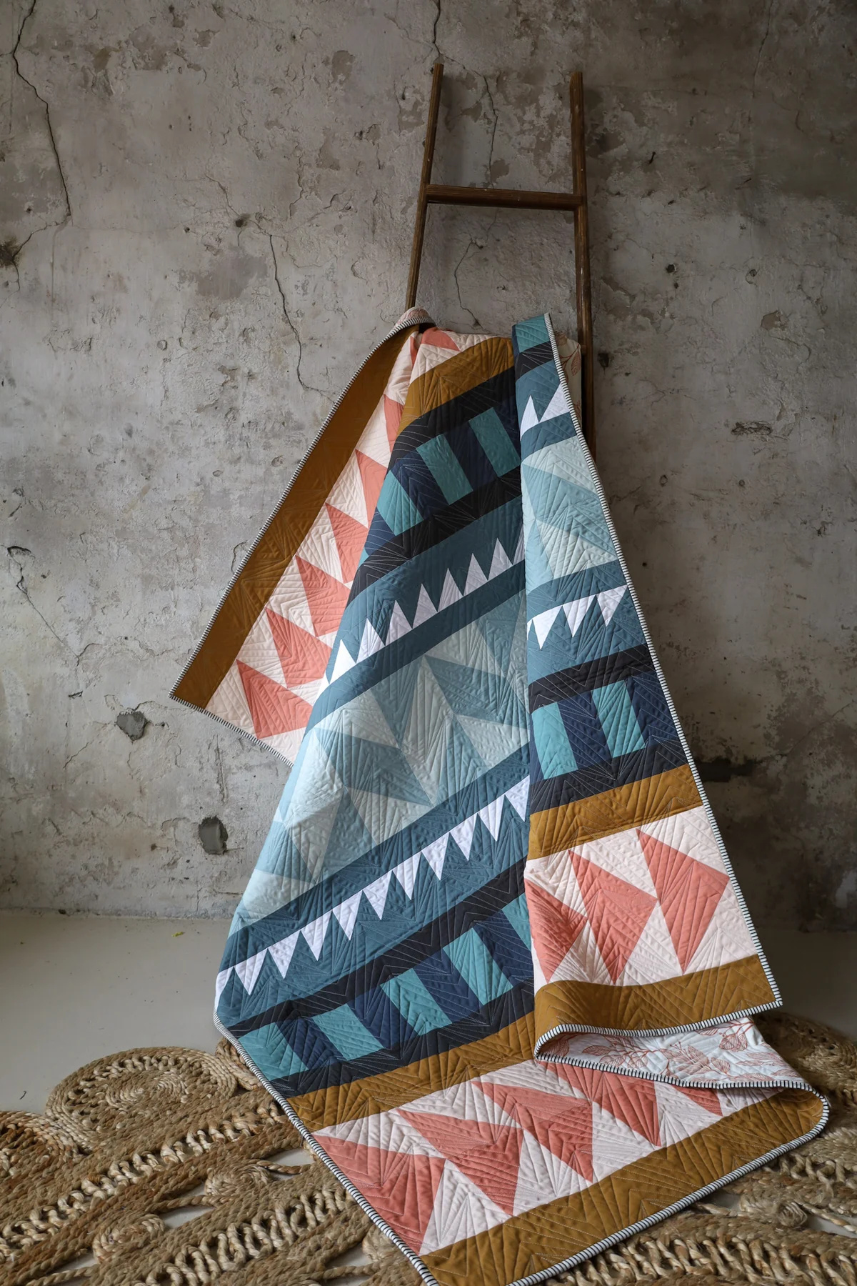 Lo & Behold Stitchery Lo & Behold Stitchery Valley Song Quilting Pattern