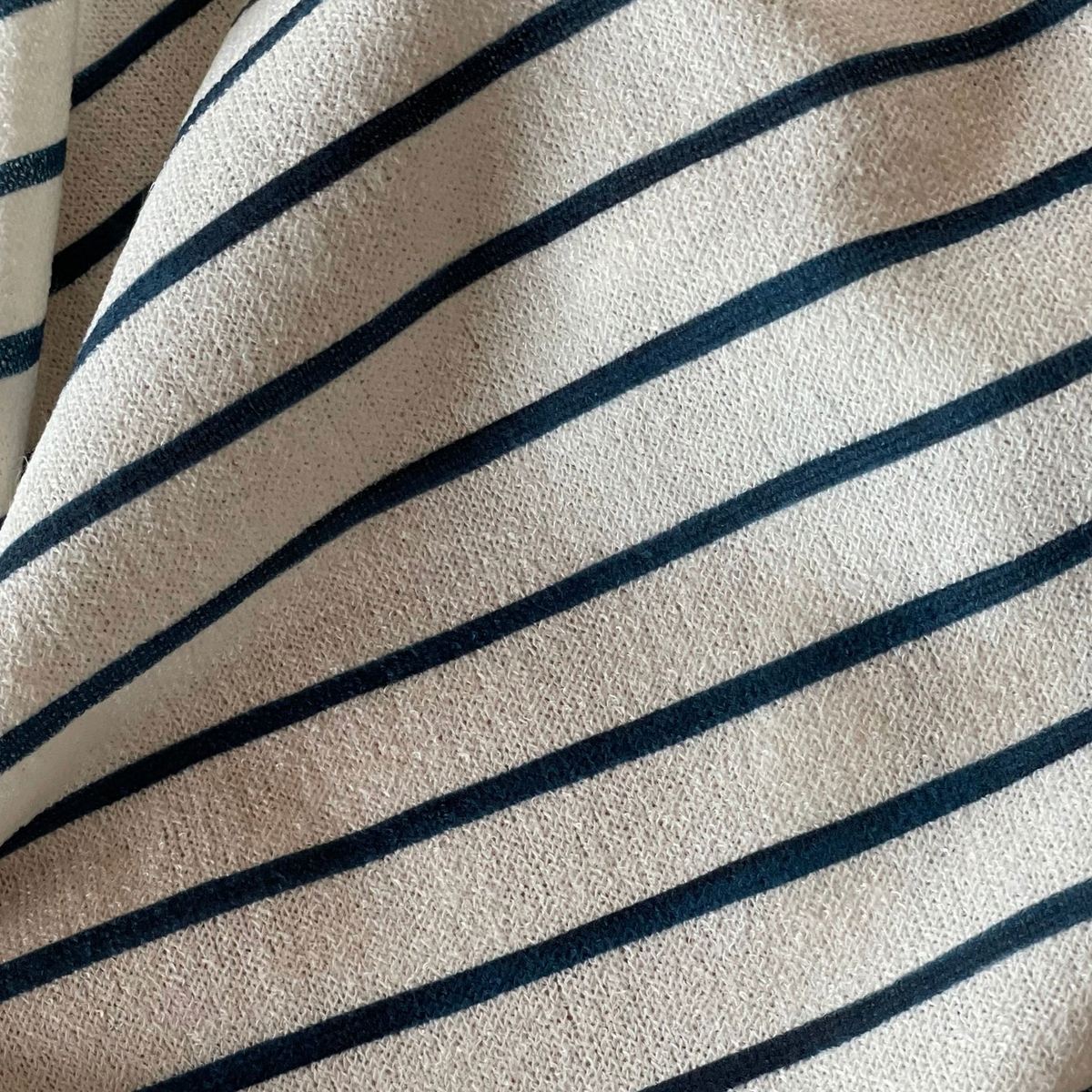 Atelier VingtSept Atelier Vingt Sept Knit Marine
