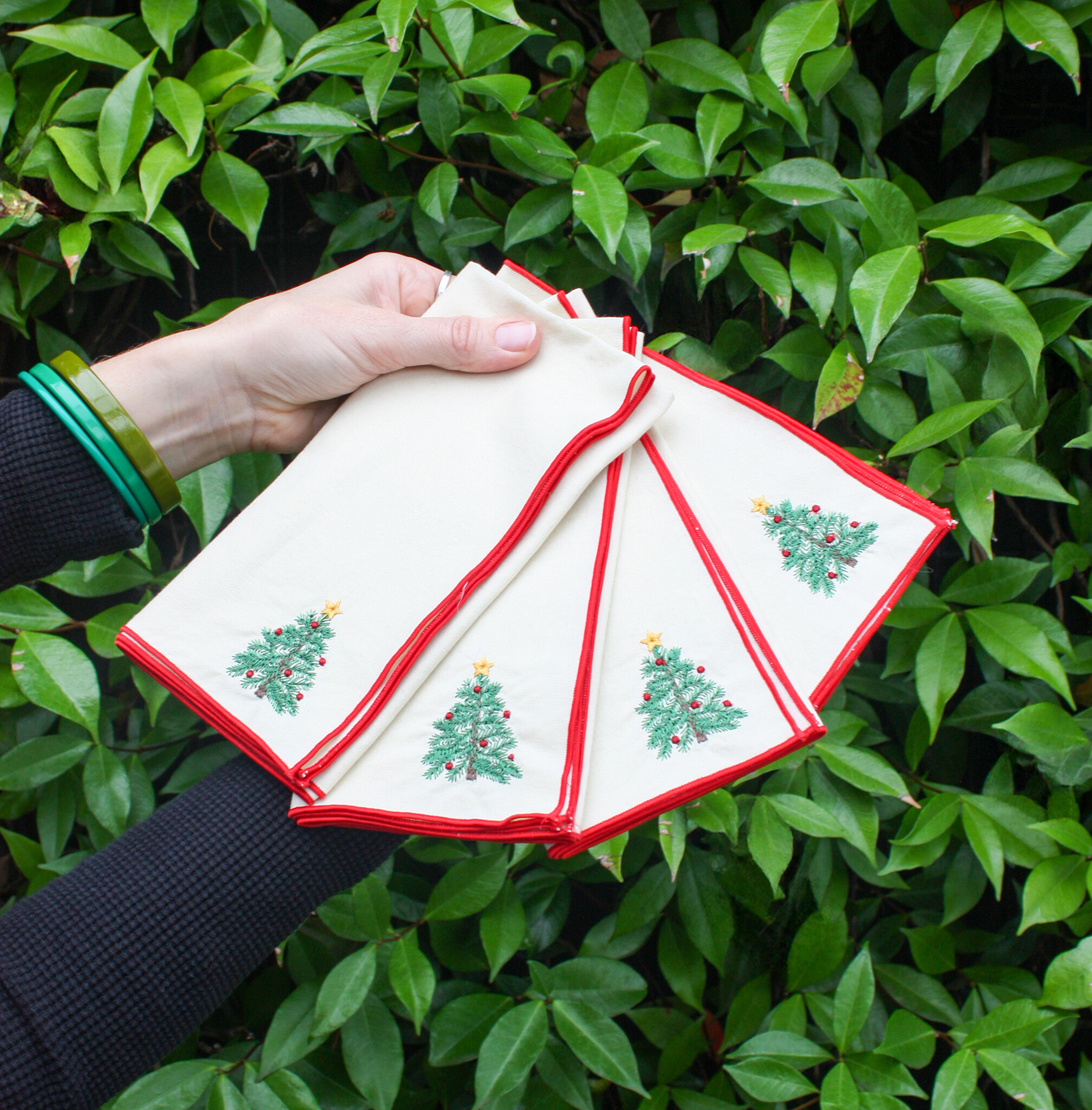 Rachel Halse THREE SPOTS LEFT! Machine Embroidery: Holiday Napkins, Sunday, December 14th, 10am-1pm