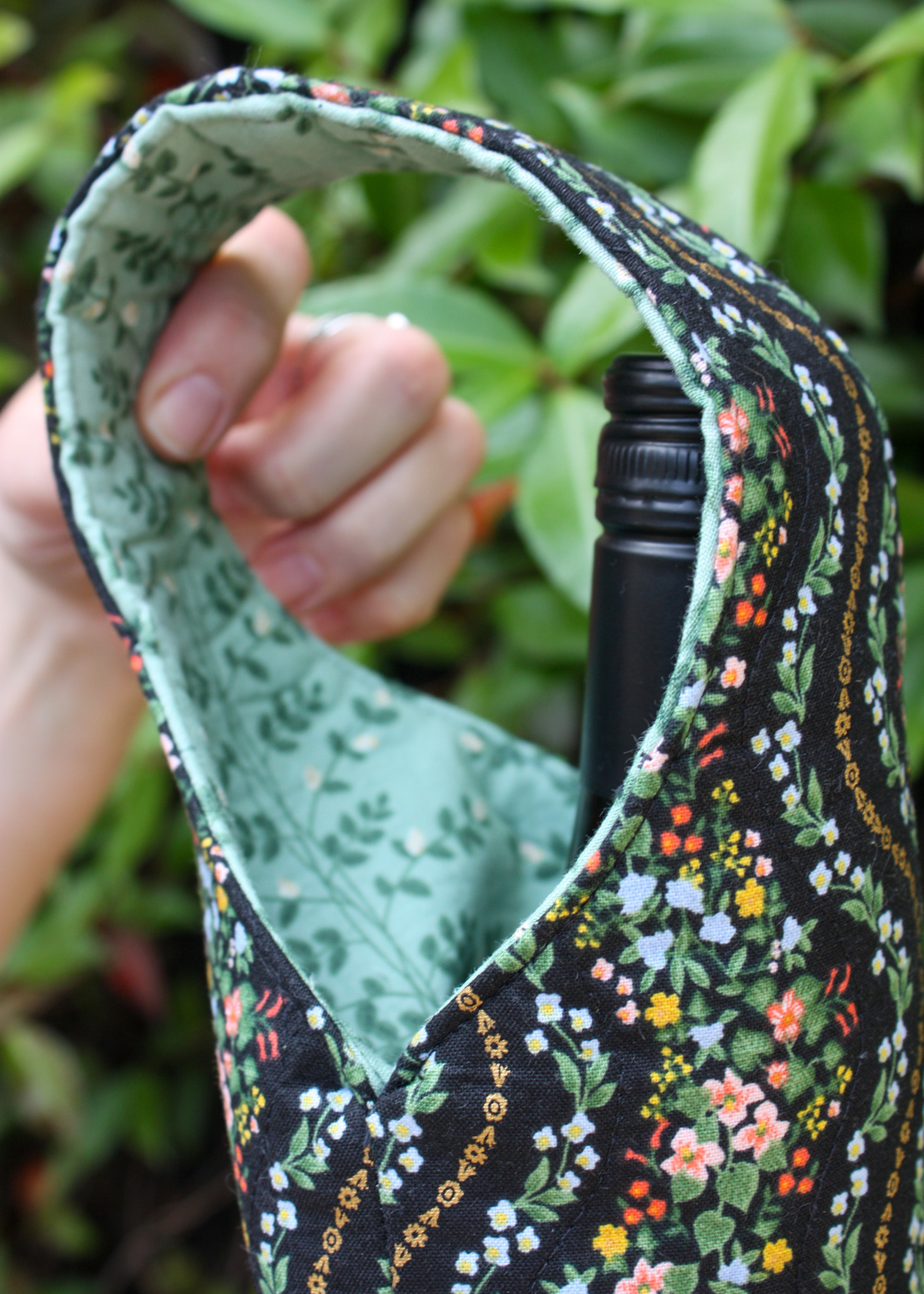 Aliya Hoff-Vanoni Learn to Sew:  Quilted Wine Tote, Monday, December 15th, 5pm-8pm