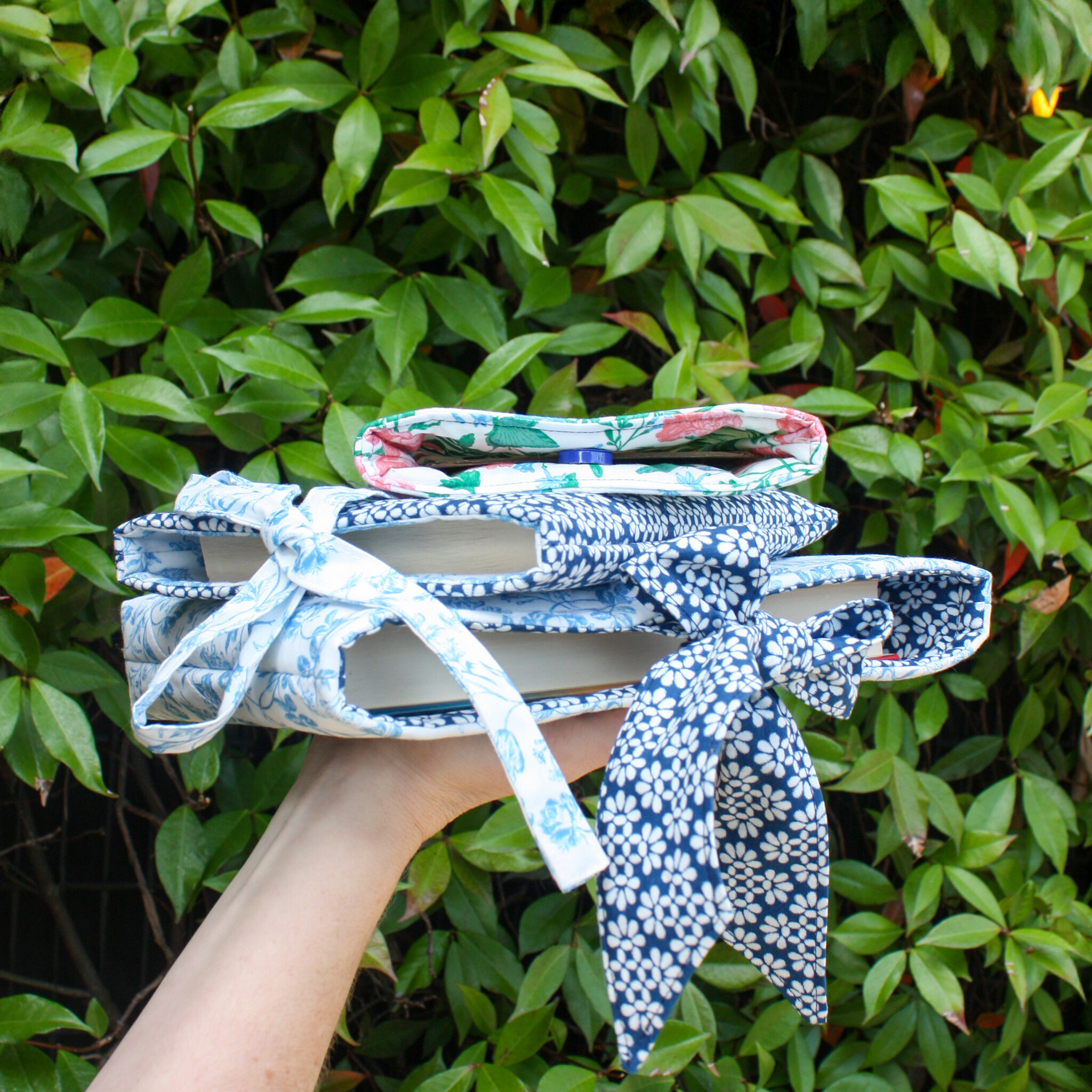 Aliya Hoff-Vanoni ONE SPOT LEFT! Learn to Sew:  Quilted E-Reader or Book Sleeve, Thursday,  December 18th, 5pm-8pm