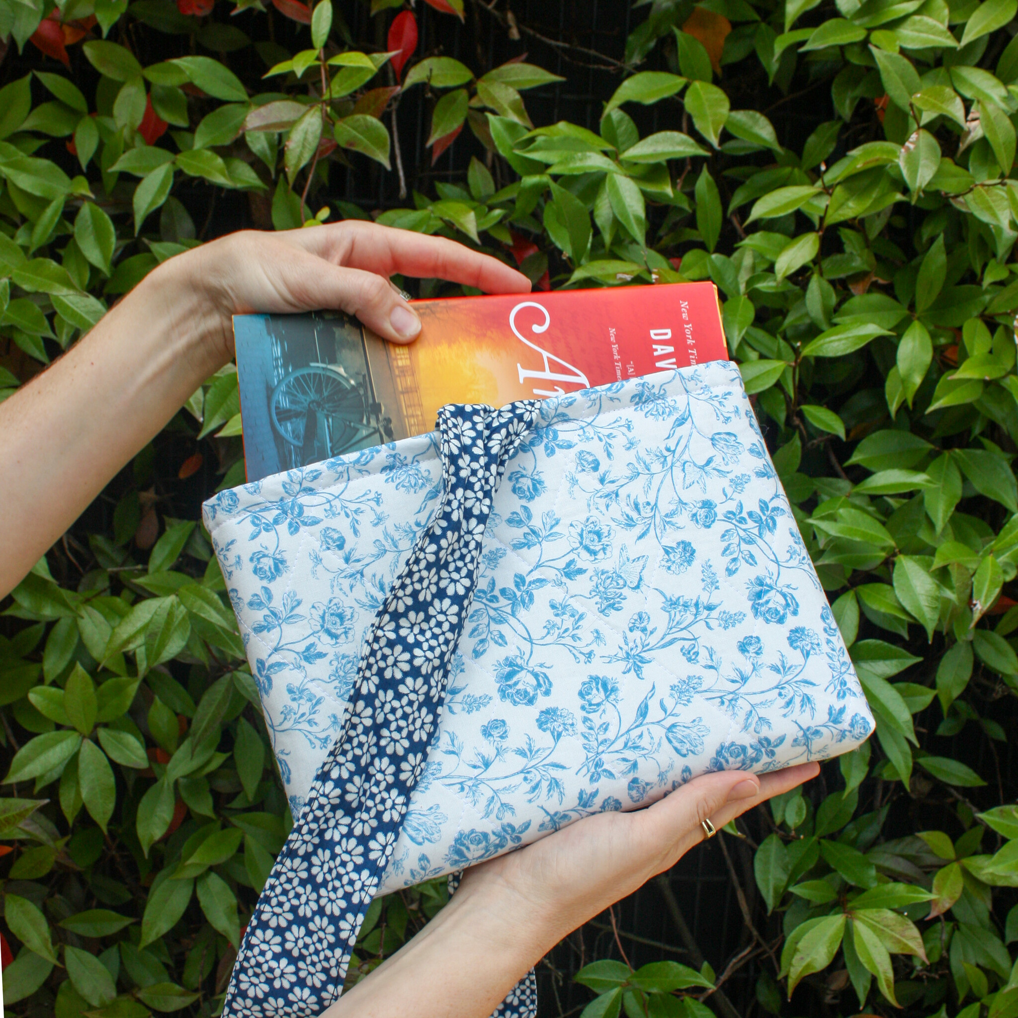 Aliya Hoff-Vanoni Learn to Sew:  Quilted E-Reader or Book Sleeve, Thursday,  December 18th, 5pm-8pm