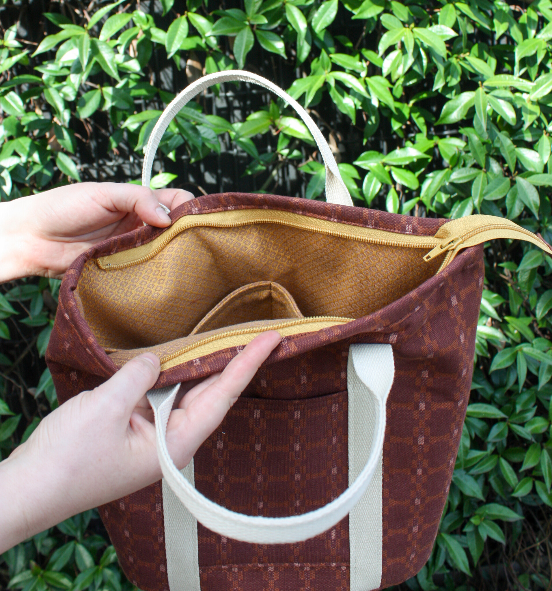 Aliya Hoff-Vanoni Sewing Lab: All About Bags, Wednesdays, January 21st, 28th, & February 4th, 5pm-8pm