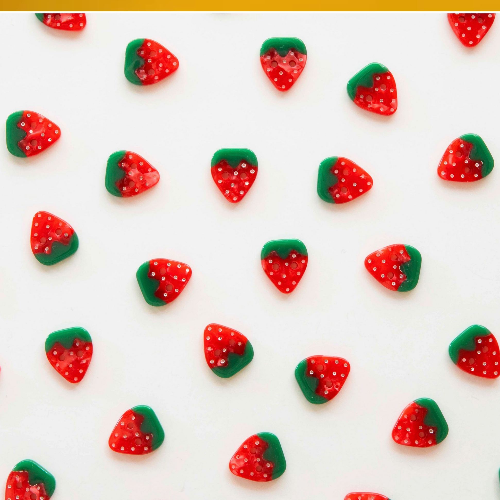 Sarah Hearts Sarah Hearts Yellow Strawberry Small 5/8" Buttons