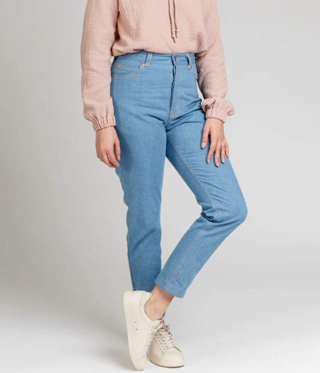 Colleen Connolly Garment Lab: Pants, Pants, Shorts! Tuesdays, March  24th, 31st, April 7th & 14th, 5:30pm-8:30pm