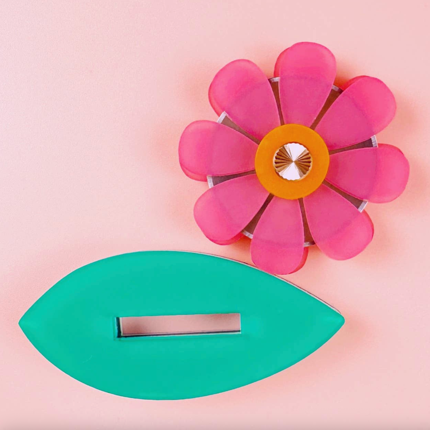 Feral Notions Flower Thread Cutter