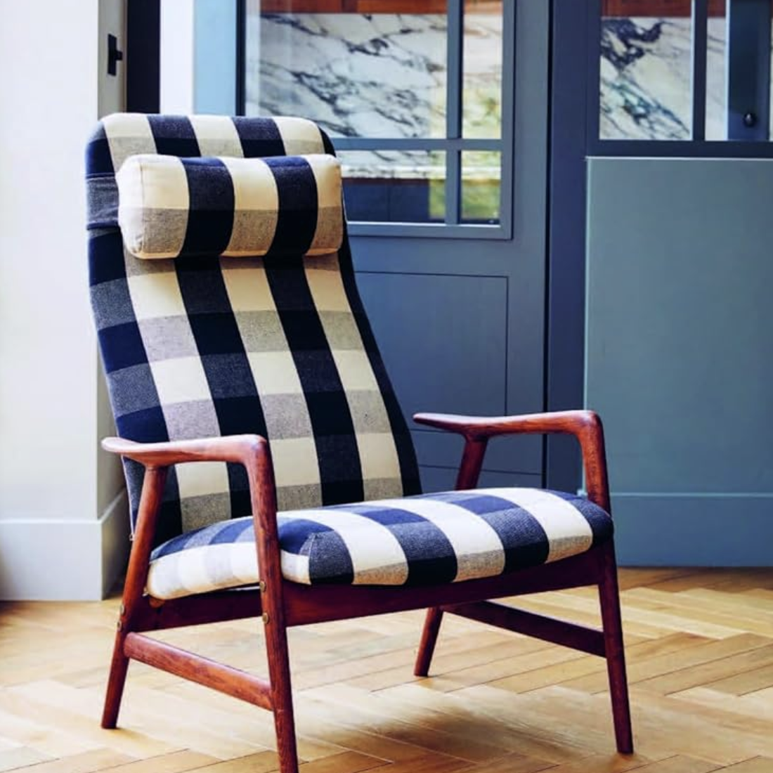 Chronicle Books Modern Upholstery by Micaela Sharp