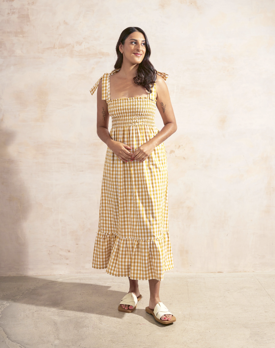 Lori Caldwell THREE SPOTS LEFT! Garment Lab: Book Sew-A-Long "Sew Simple" by Tammy Johal, Sundays, May 17th, 24th, & 31st, 2:30pm-5pm