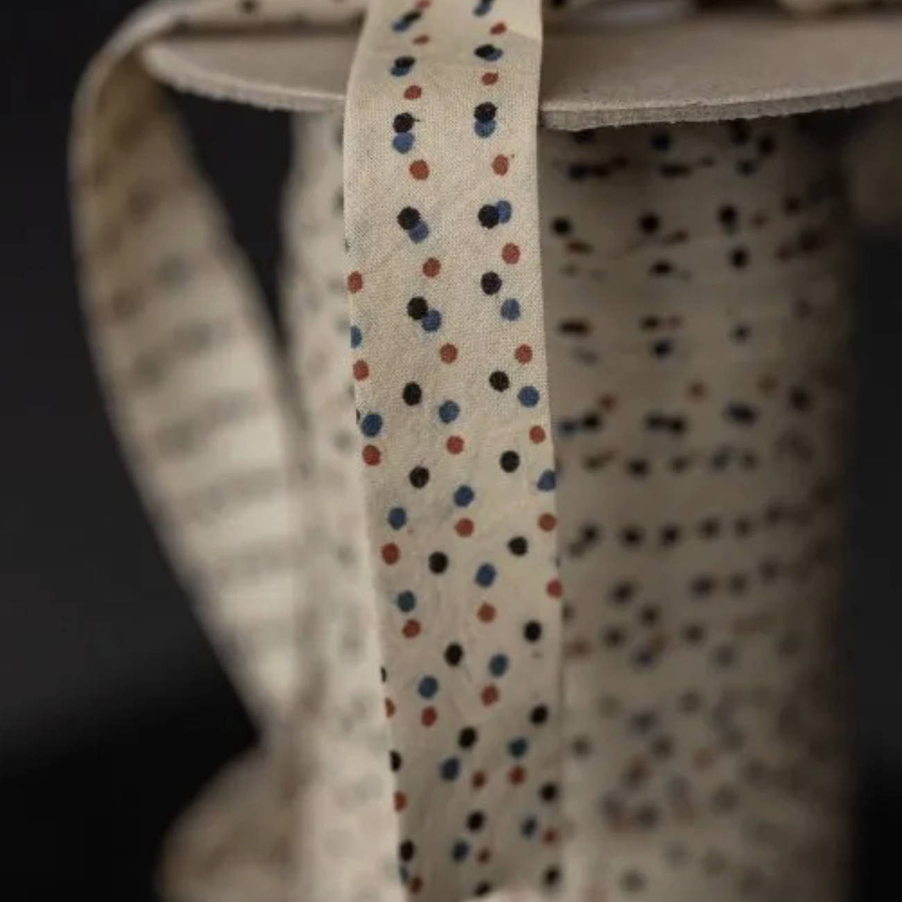 Merchant & Mills Merchant and Mills Bias Tape Paint Speckles
