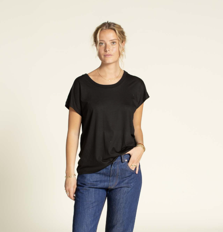 Lori Caldwell Beginner: Easy T-Shirt, Fridays, July 10th, 4pm-6pm & 17th, 4pm-7pm