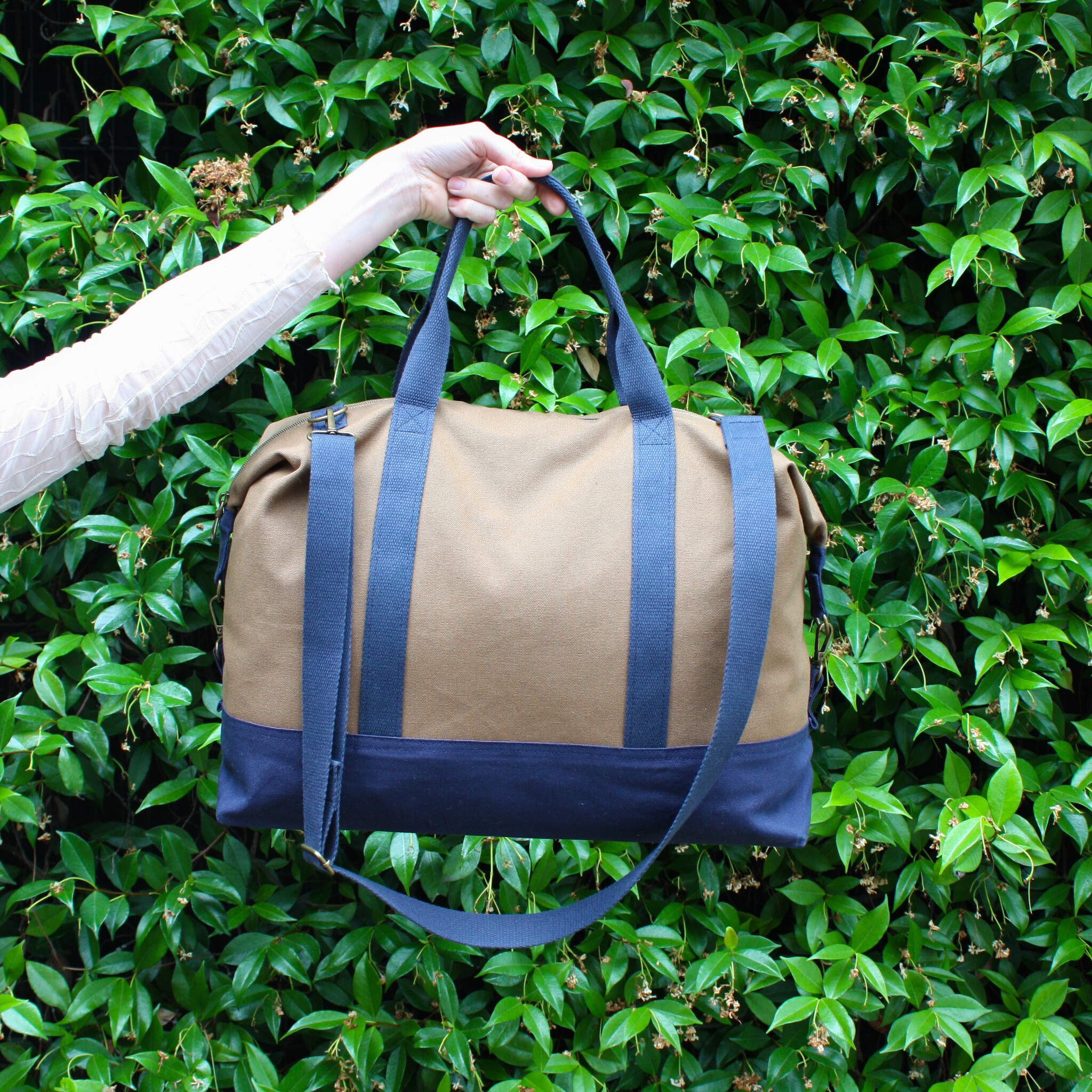 Lori Caldwell TWO SPOTS LEFT! Advanced Beginner: Weekender Bag, Sundays, September 6th, 13th, & 20th, 10am-1pm