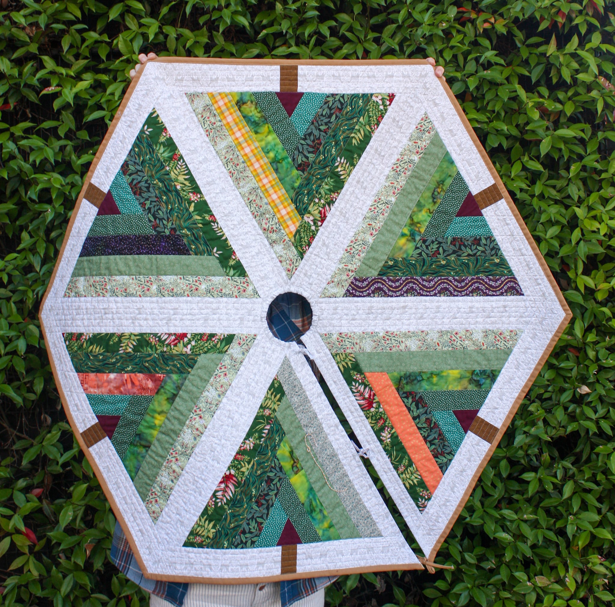 Courtney Zerizef Advanced Beginner: Quilted Tree Skirt, Sundays, November 1st, 8th, 15th & 22nd, 4pm-6:30pm
