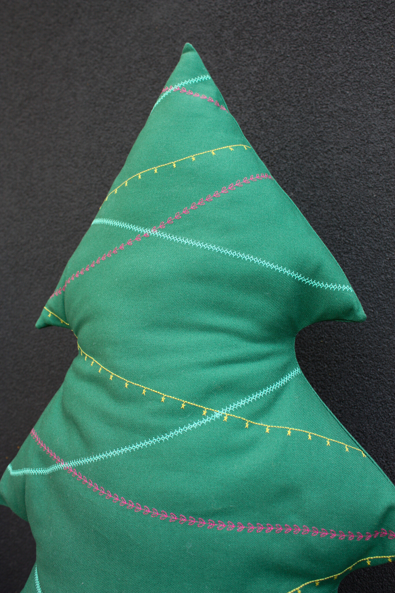 Courtney Calon Learn to Sew: Evergreen Pillow, Tuesday, November 17th, 5pm-8pm