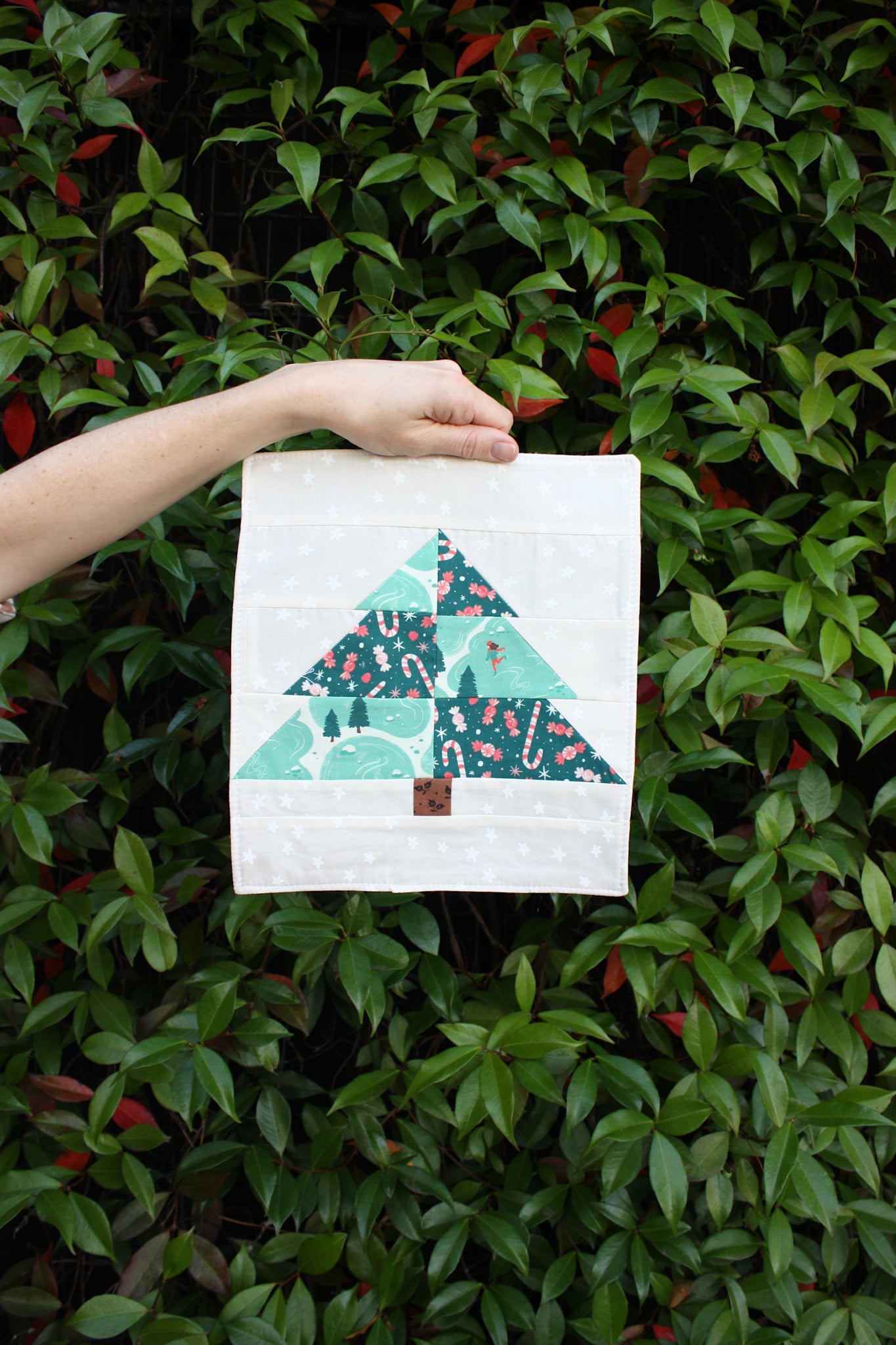 Vivien Wise Beginner: Holiday Quilt Block, Monday, December 14th, 5pm-8pm