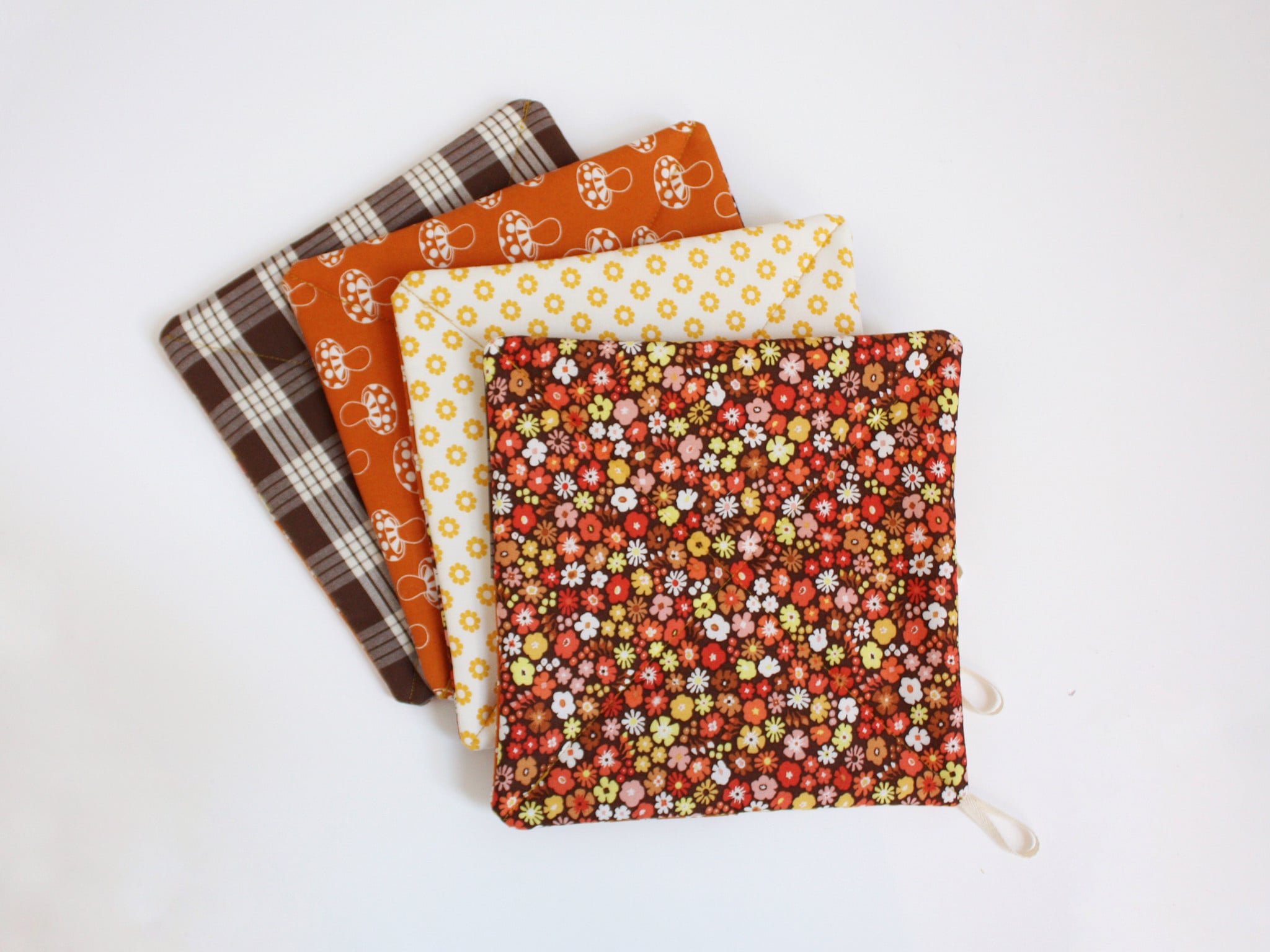 Chloe Costello Learn to Sew: Quick and Easy Potholders, Friday, December 18th, 5:30pm-8pm