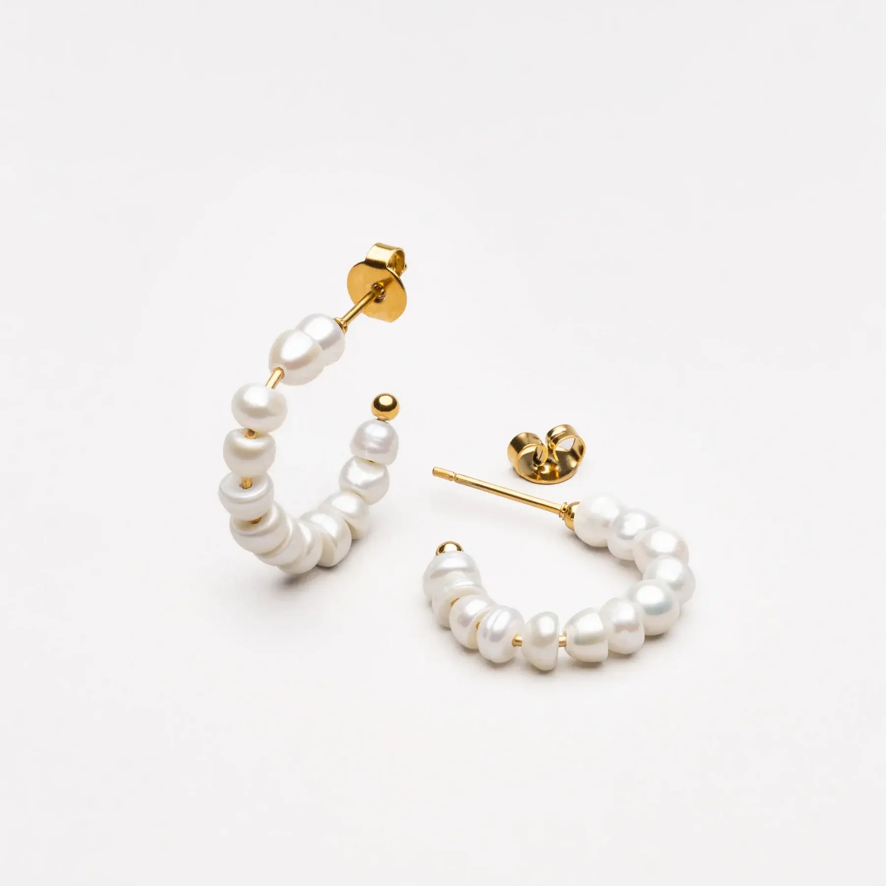 Mini Pearls Hoops