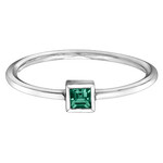 ****10K WG Emerald Stackable Ring