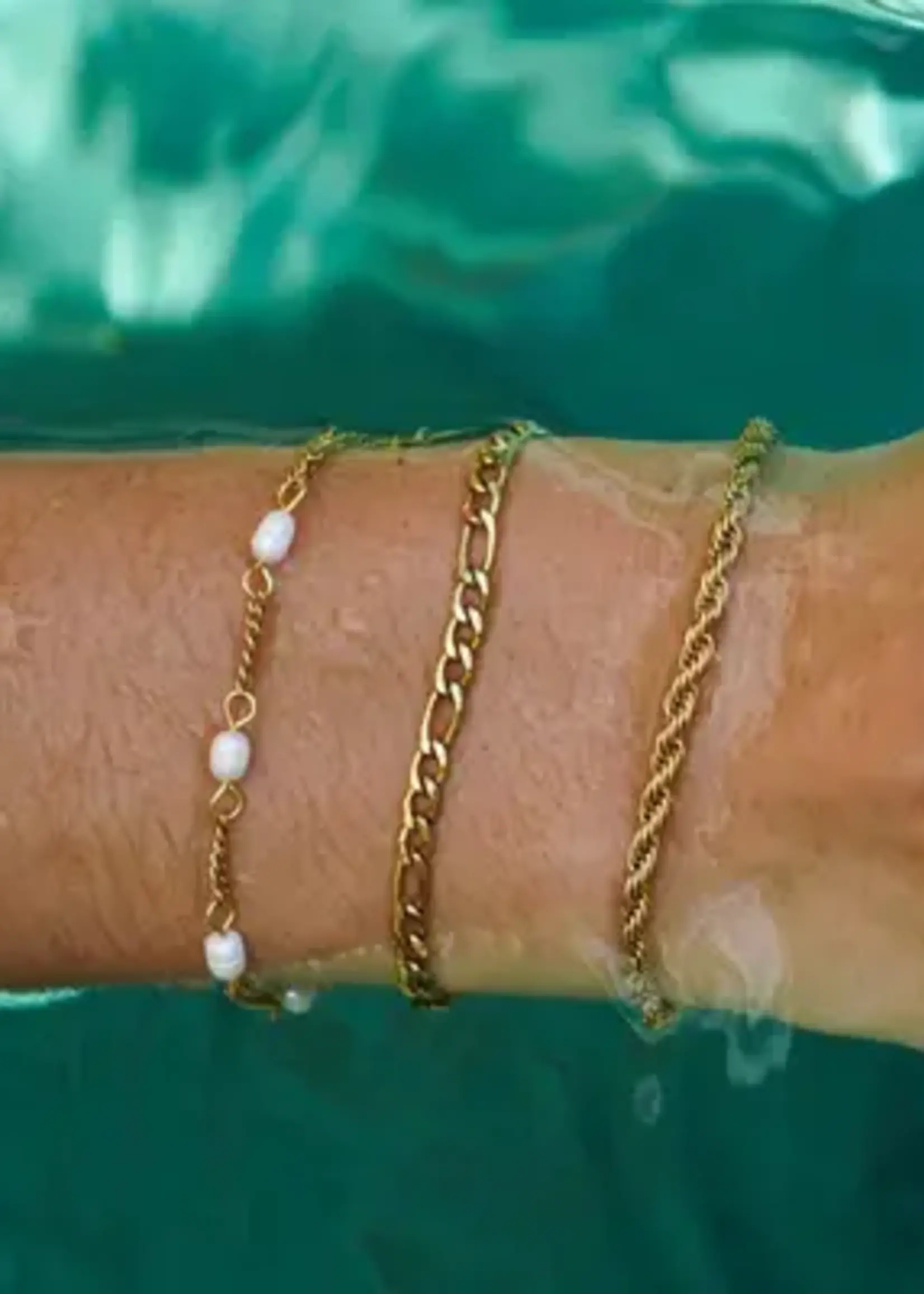 ATOLEA "Lovina" Freshwater Pearl Bracelet