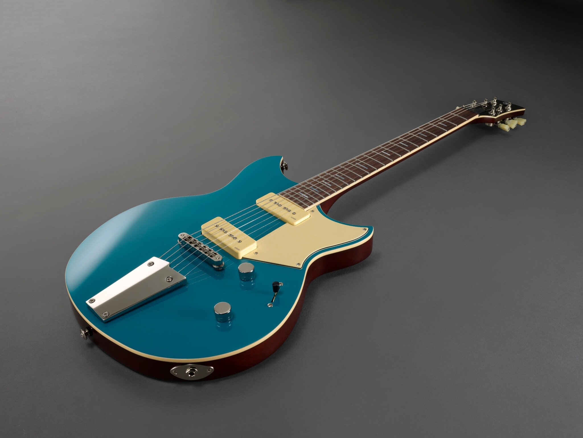 Yamaha Revstar Standard RSS02T Electric Guitar in Swift Blue Yamaha Revstar Standard RSS02T Electric Guitar in Swift Blue