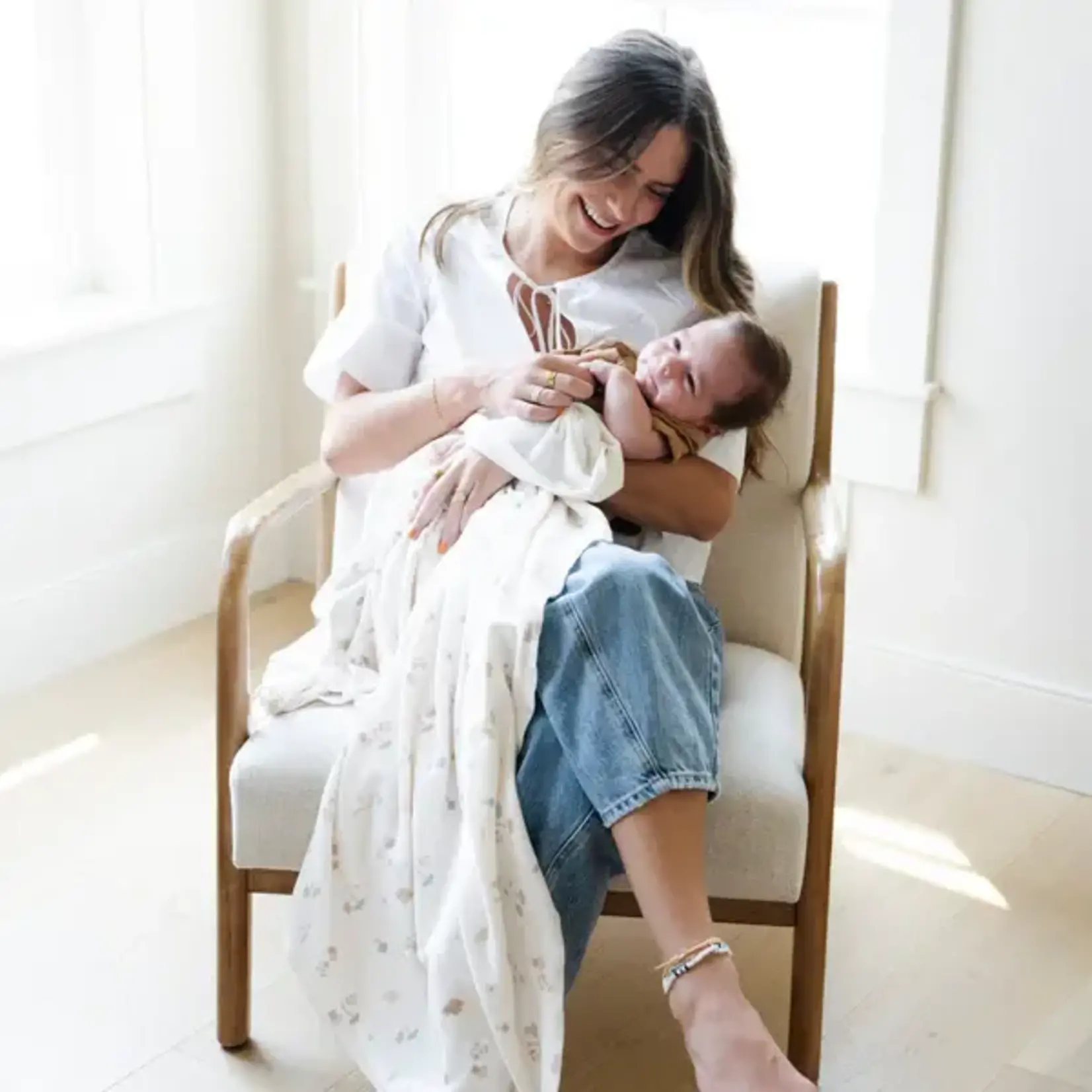 Saranoni Minky Stretch Luxe Swaddle/Blanket - Mushroom