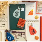 Three Potato Four 3P4 x Peanuts Halloween -  Snoopy Mummy Saddle Keychain