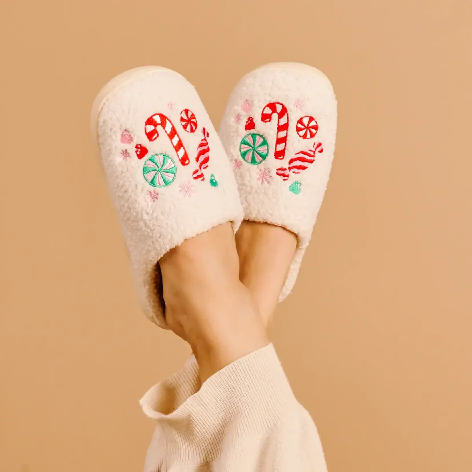 The Darling Effect Fuzzy Slippers - Sugar Rush M/L