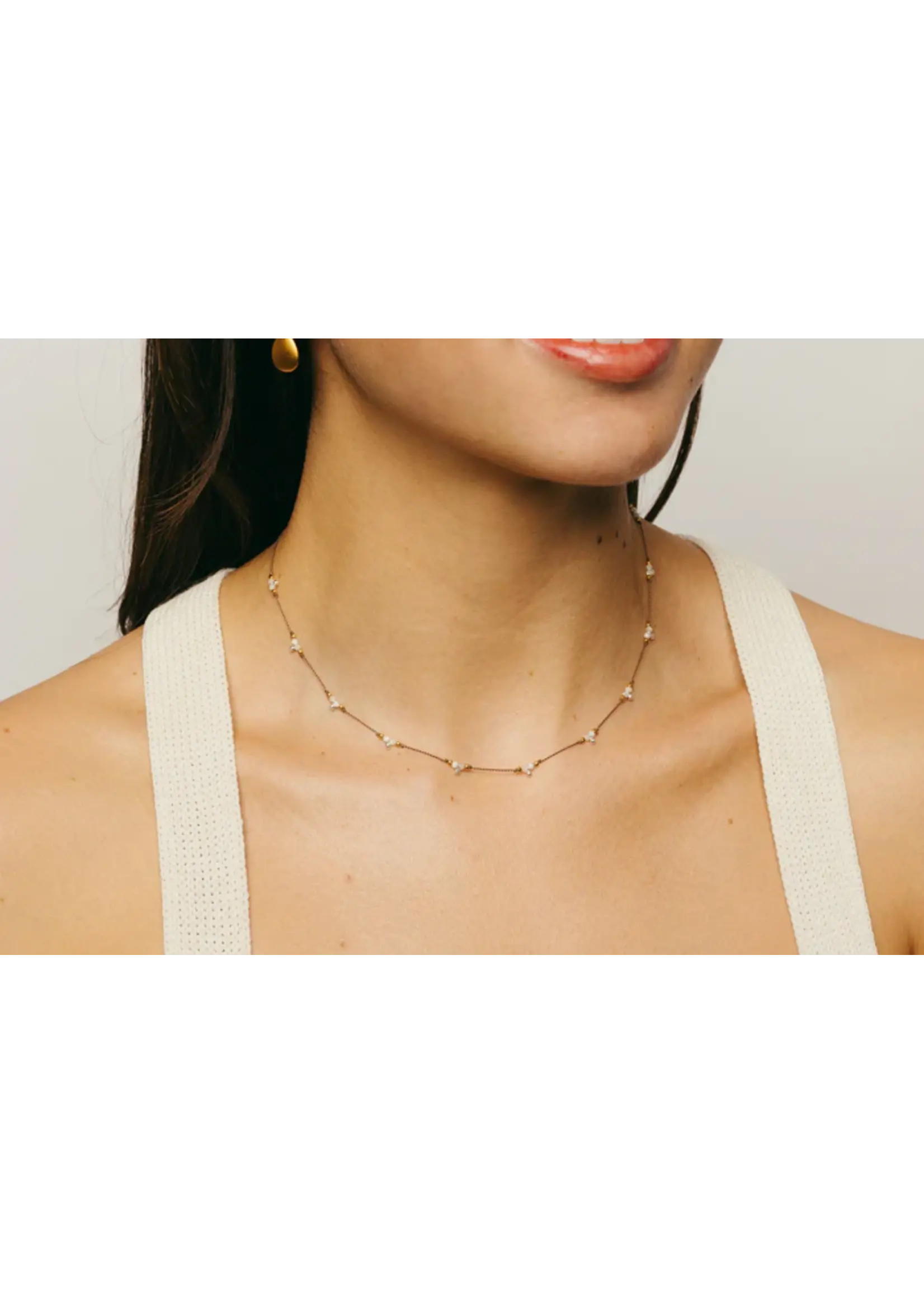 Bronwen Bronwen Trail Necklace Mother of Pearl