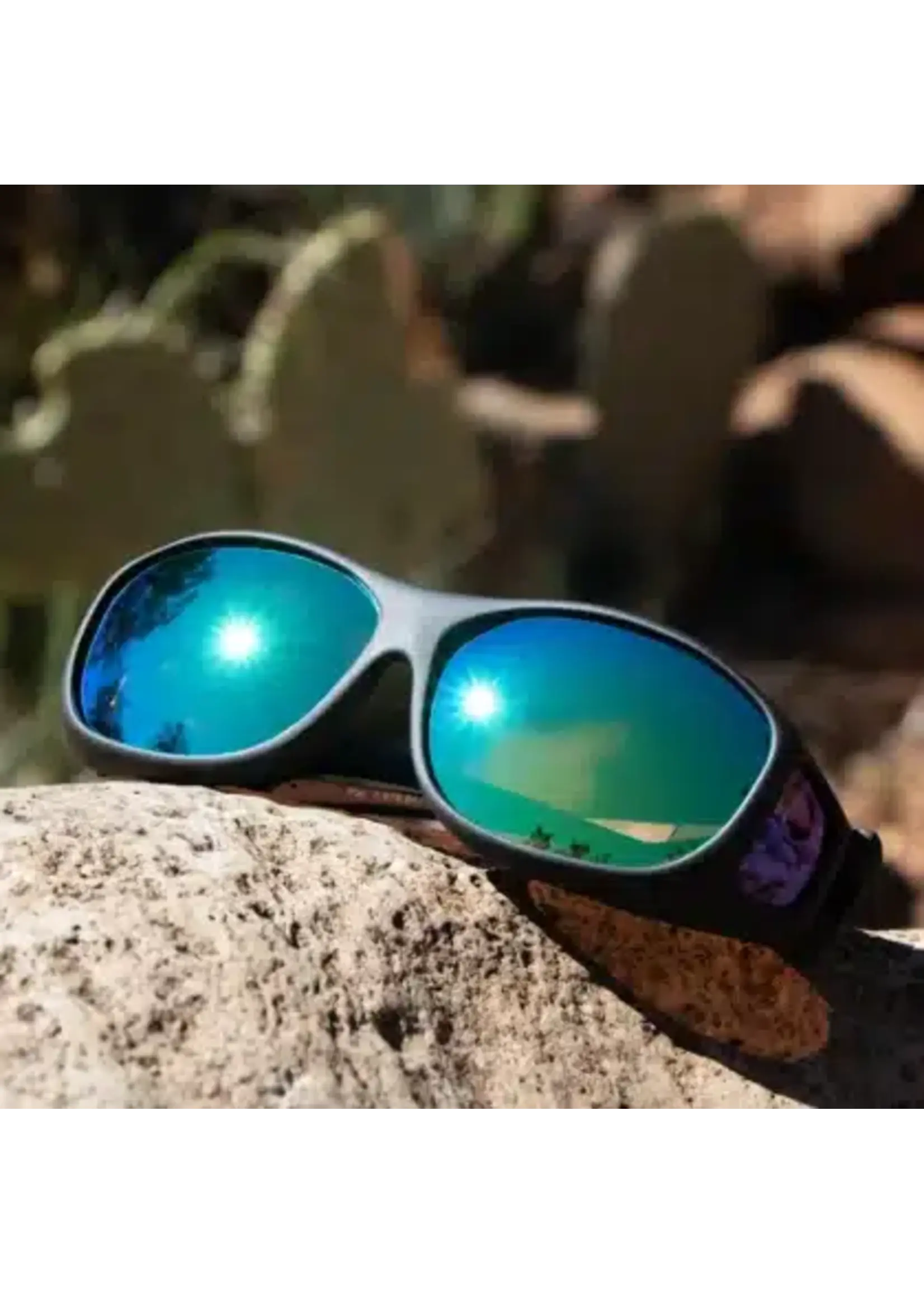 Cocoons Slim Line Black/Green Mirror Medium