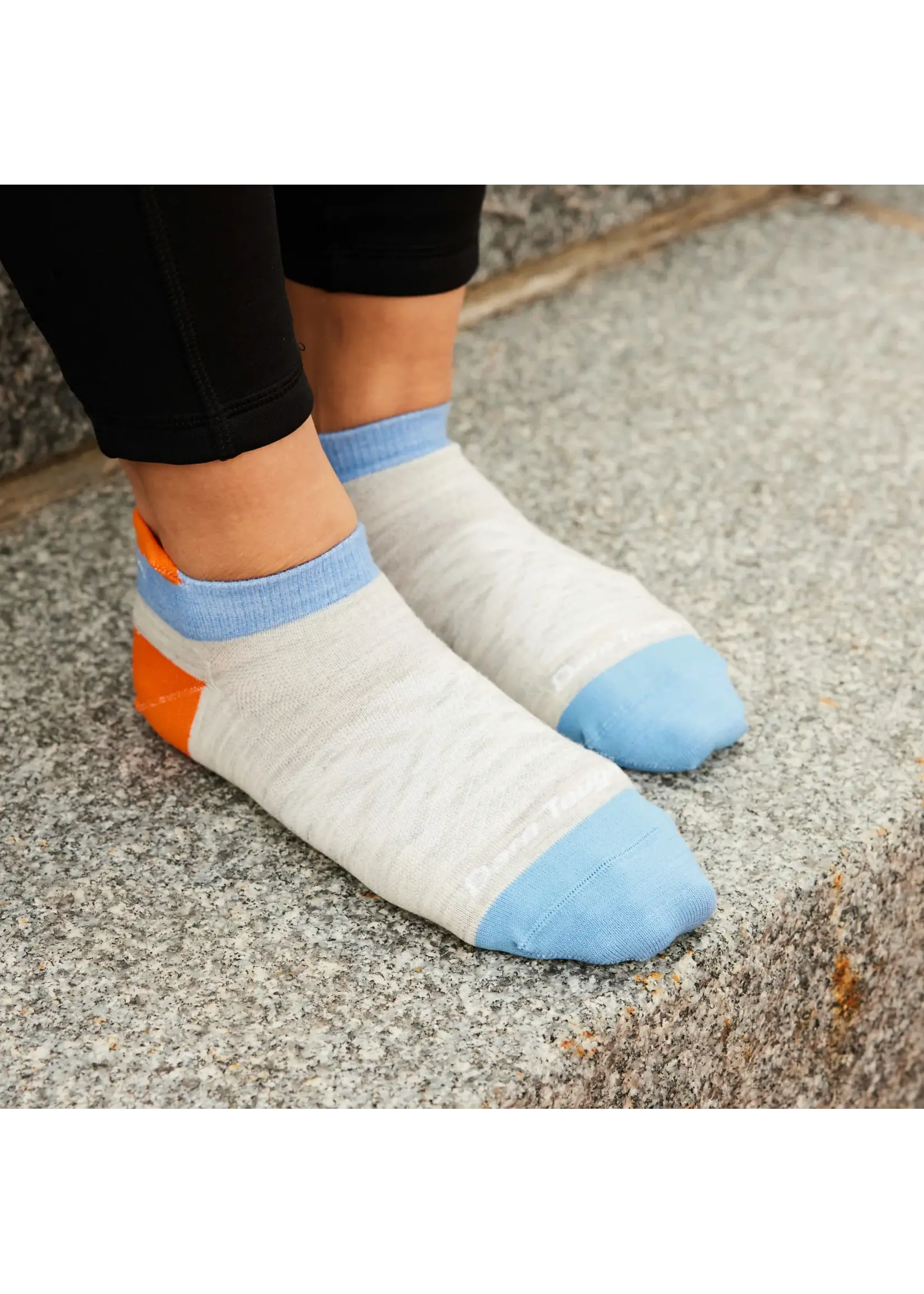 Darn Tough Vermont Darn Tough Women's Run No Show Tab Ultra-Lightweight