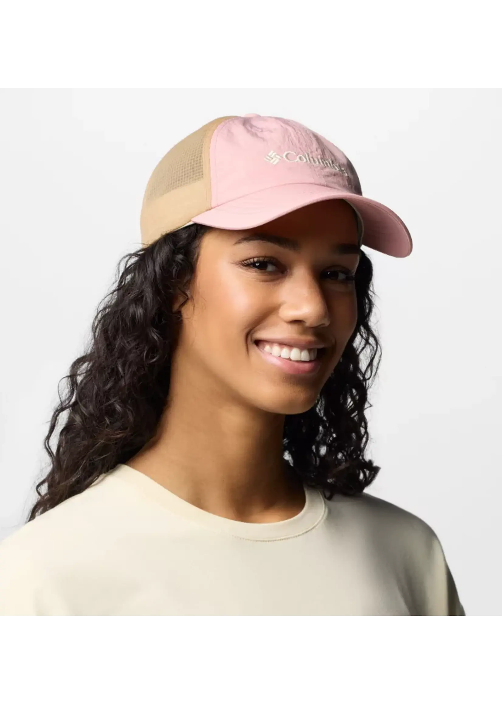 Columbia Sportswear Columbia Women's Wells Ridge Trucker Snap Back
