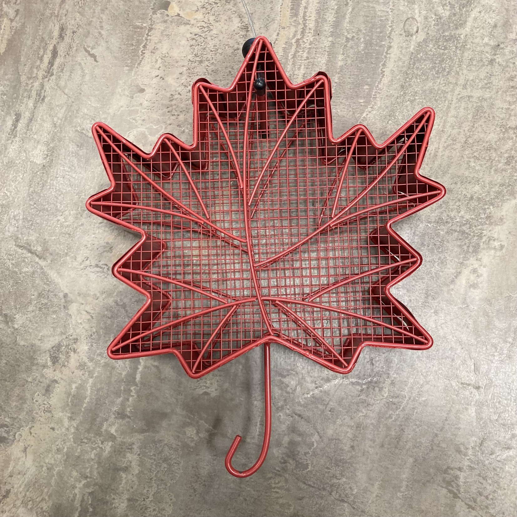 Red Maple Leaf Shaped Mesh Feeder