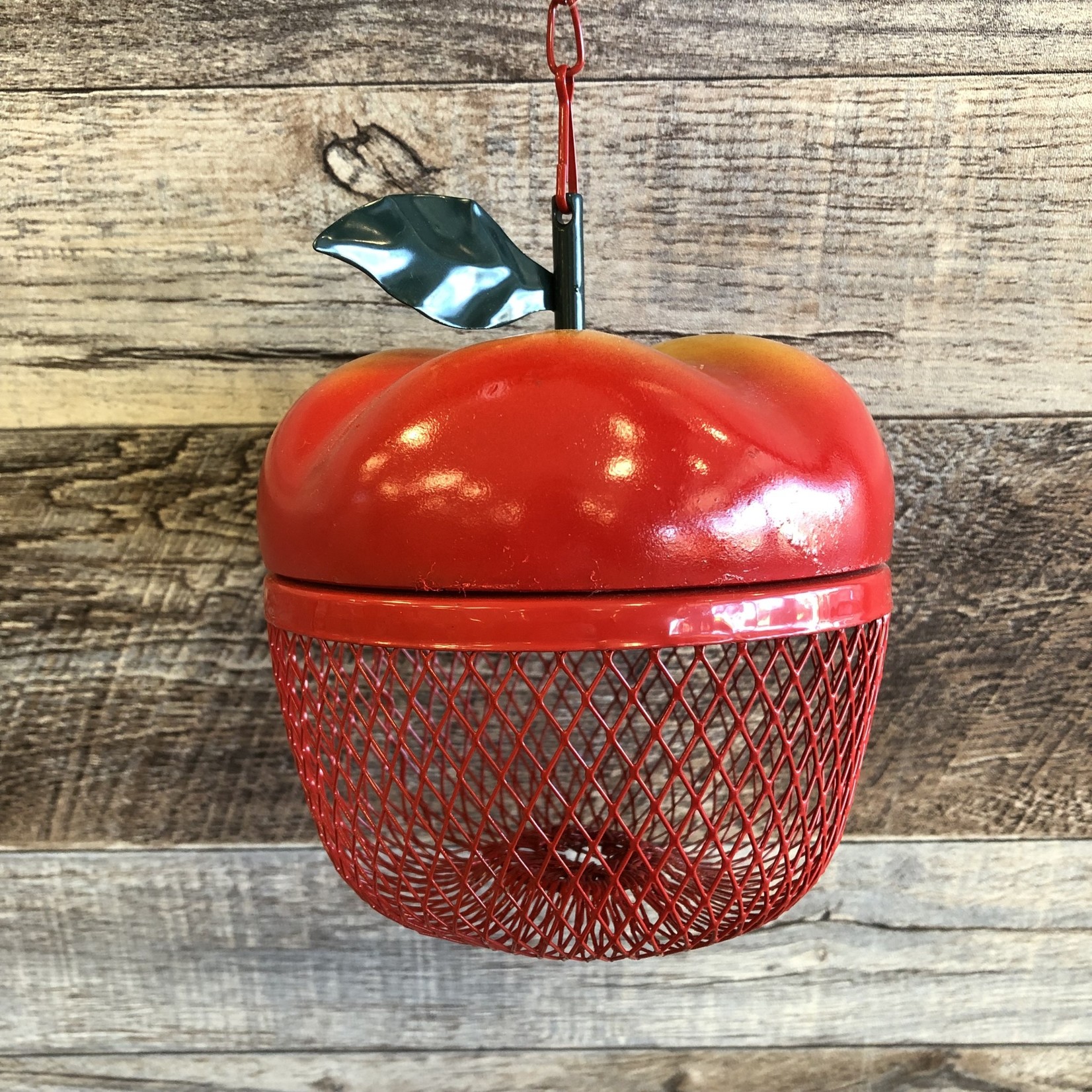 Apple-Shaped Feeder