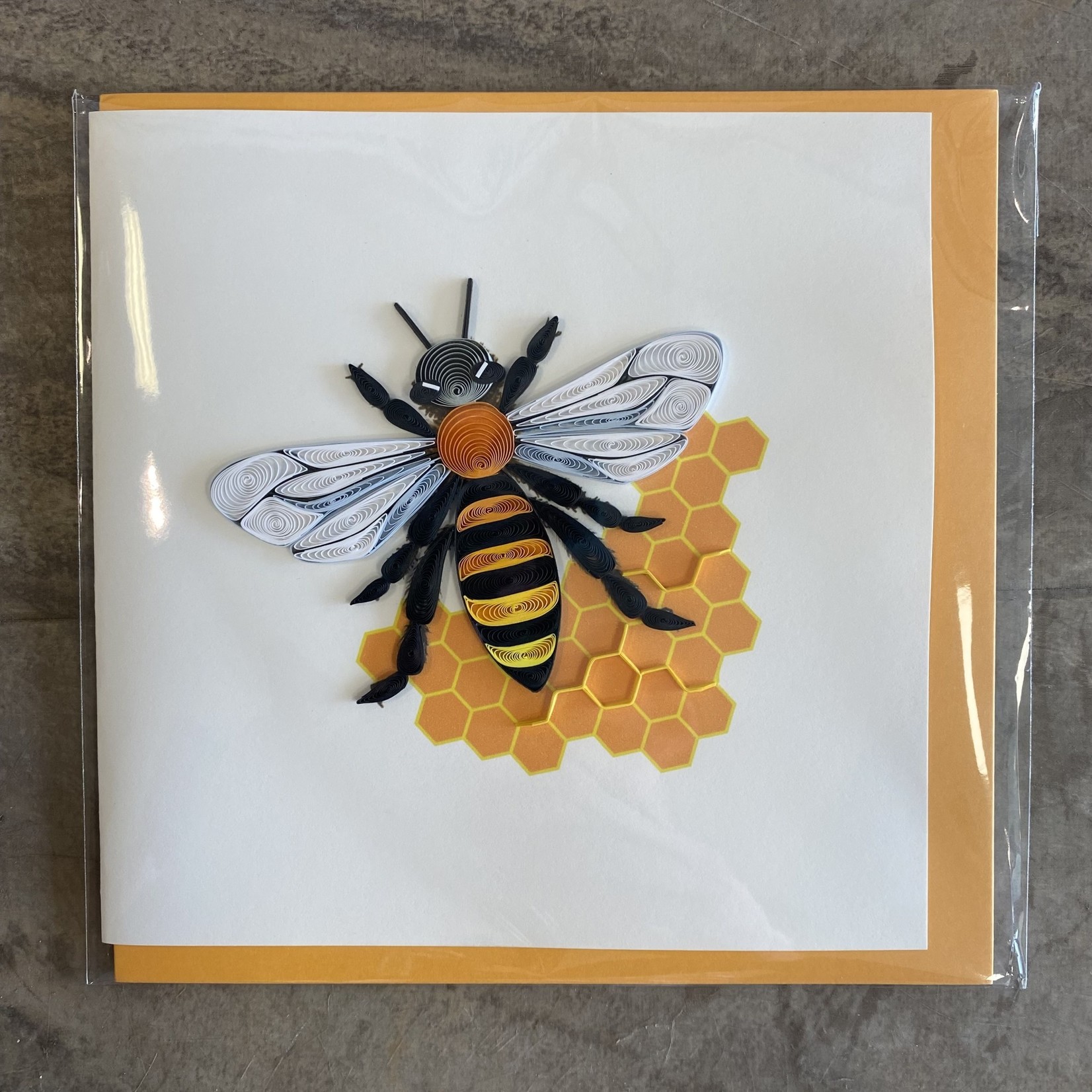 Quilling Card - Honey Bee