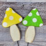 Sharon's Spotted Mushroom Garden Stake