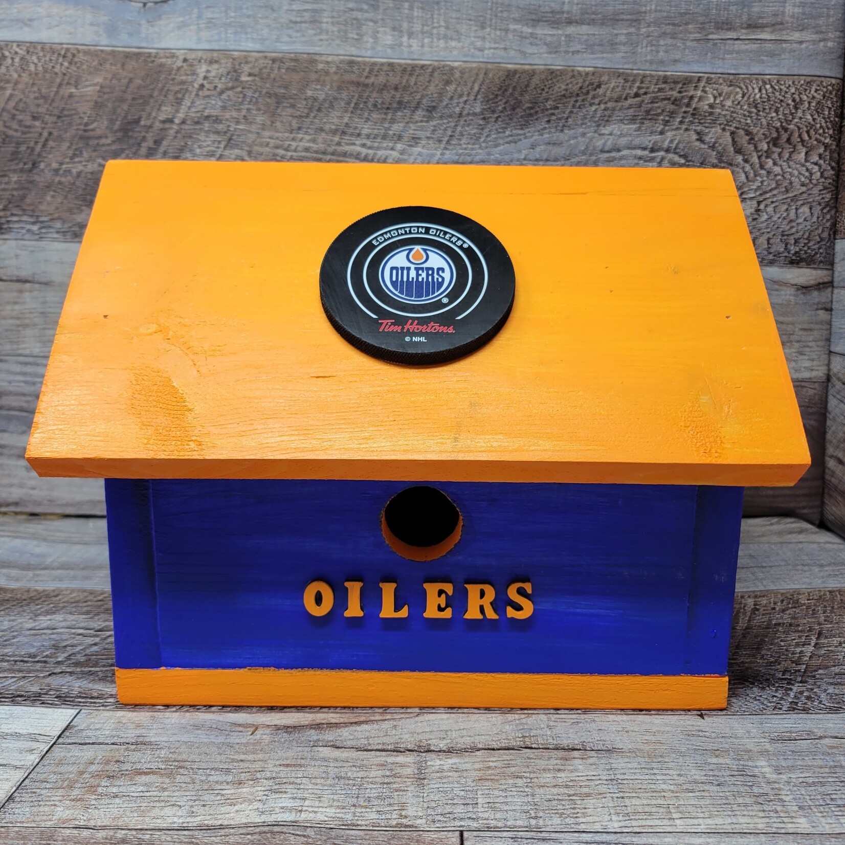 Vern's Painted Bird House - Oilers