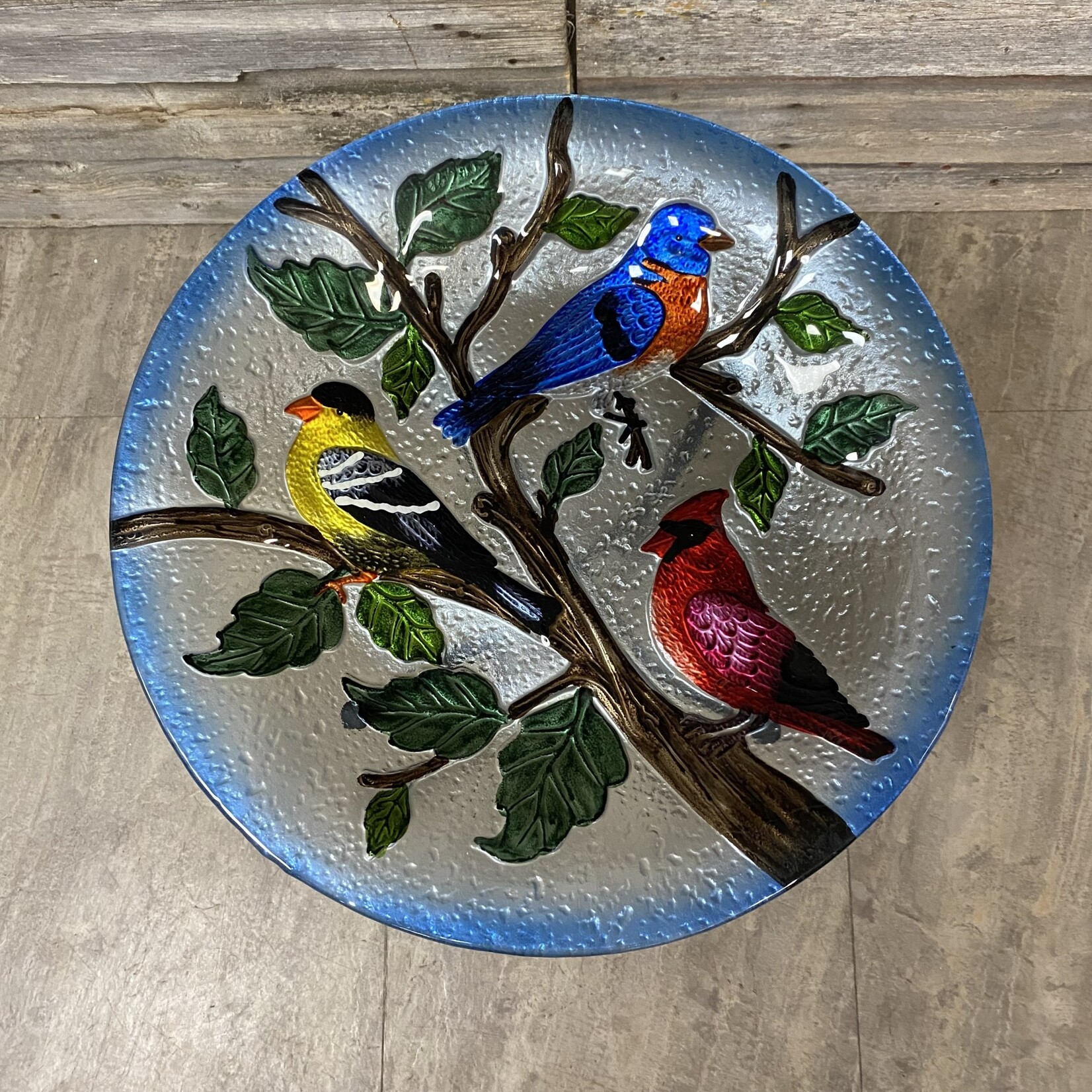 18" Glass Bird Bath w Stand - Songbird Trio