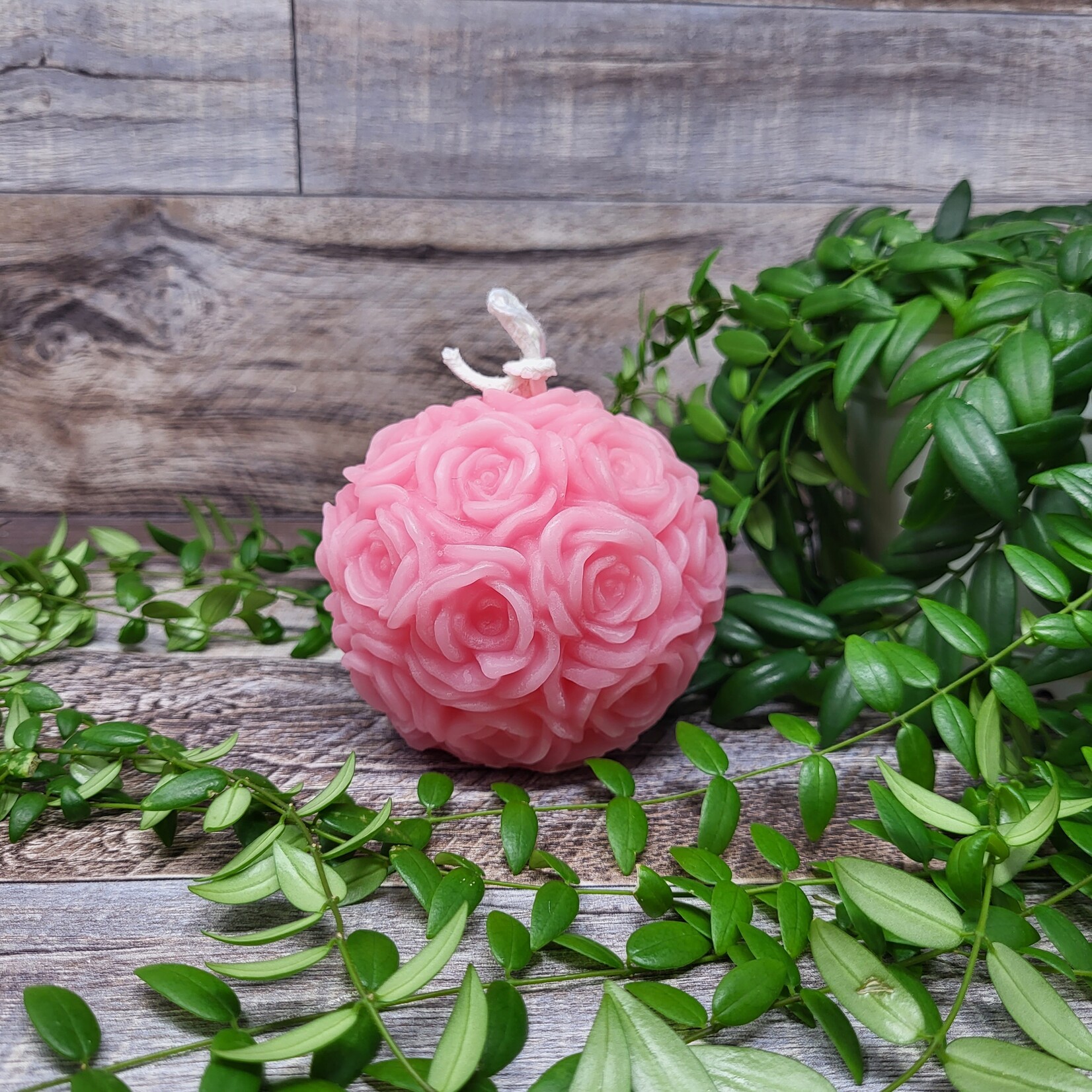 FiveSisterCraft Beeswax Candle - Rose Globe Red