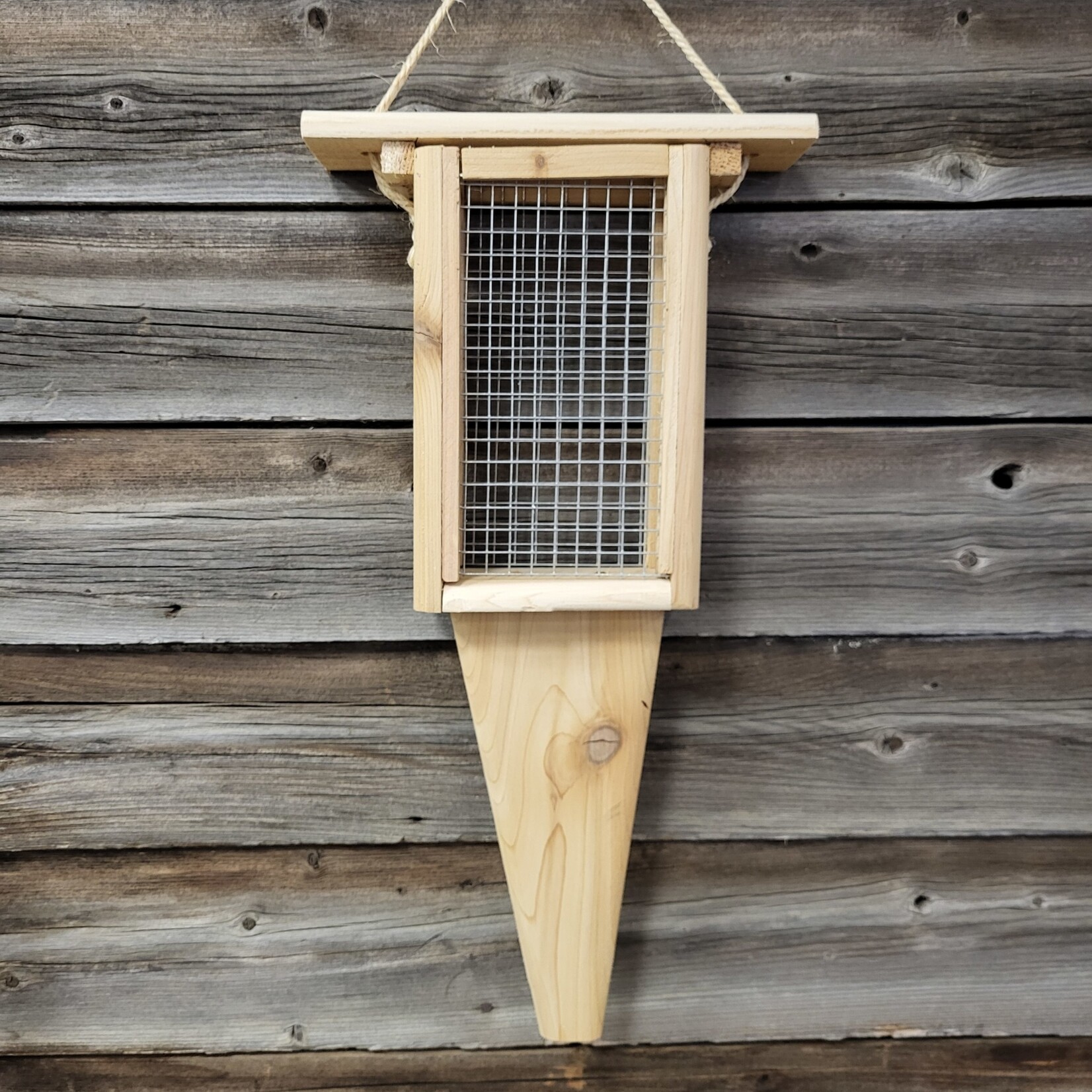 Ray's Cedar Feeder - Double Suet Feeder