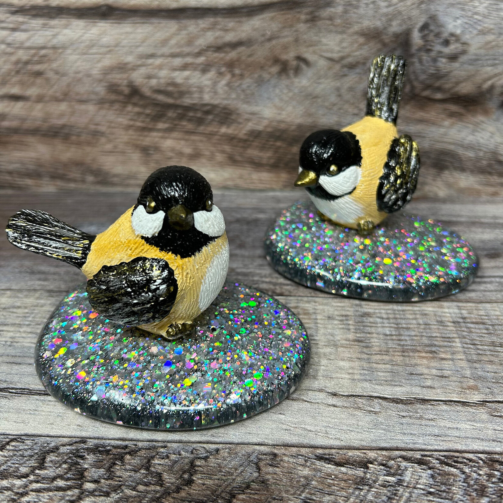 Chickadee Art - Chickadee on Rock (small 7 cm)