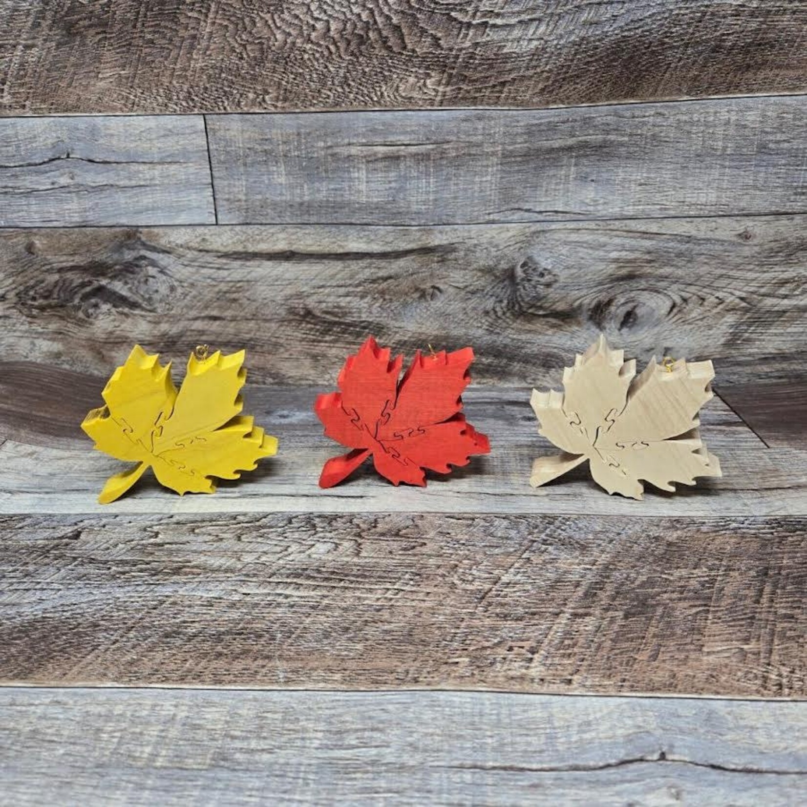 Brian's Wood Puzzle - Maple Leaf Tree Ornament