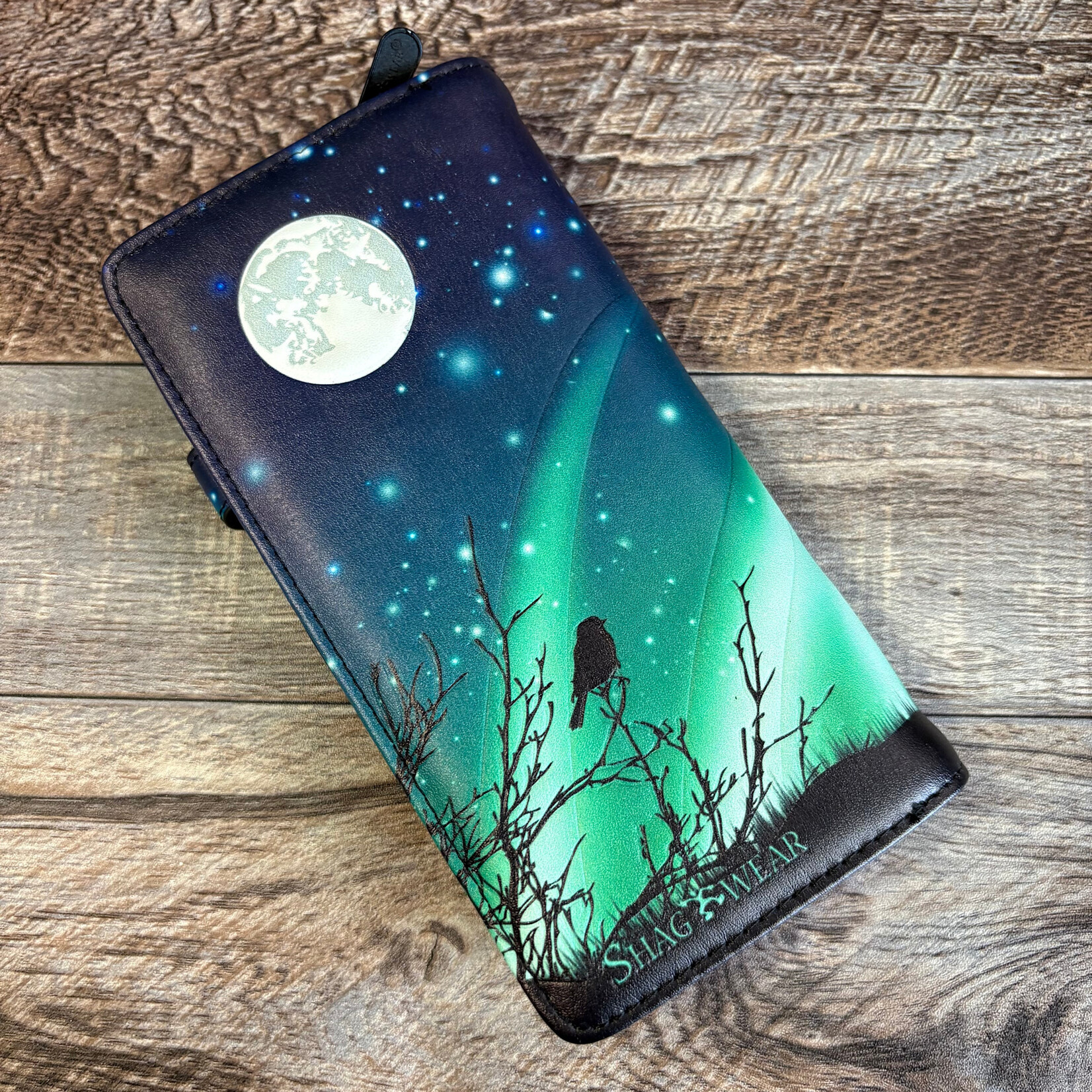 Large Shagwear Wallet - Northern Lights Inukshuk