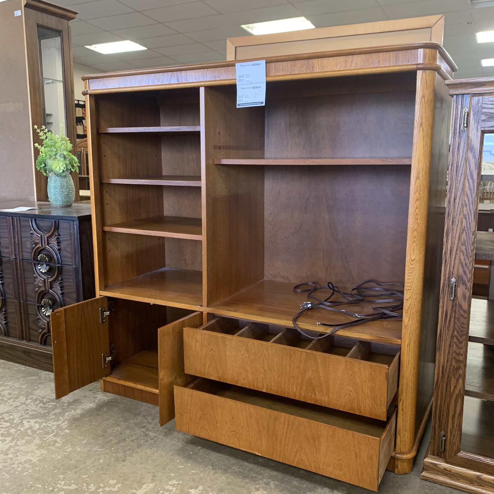 Large Bookcase / Shelf