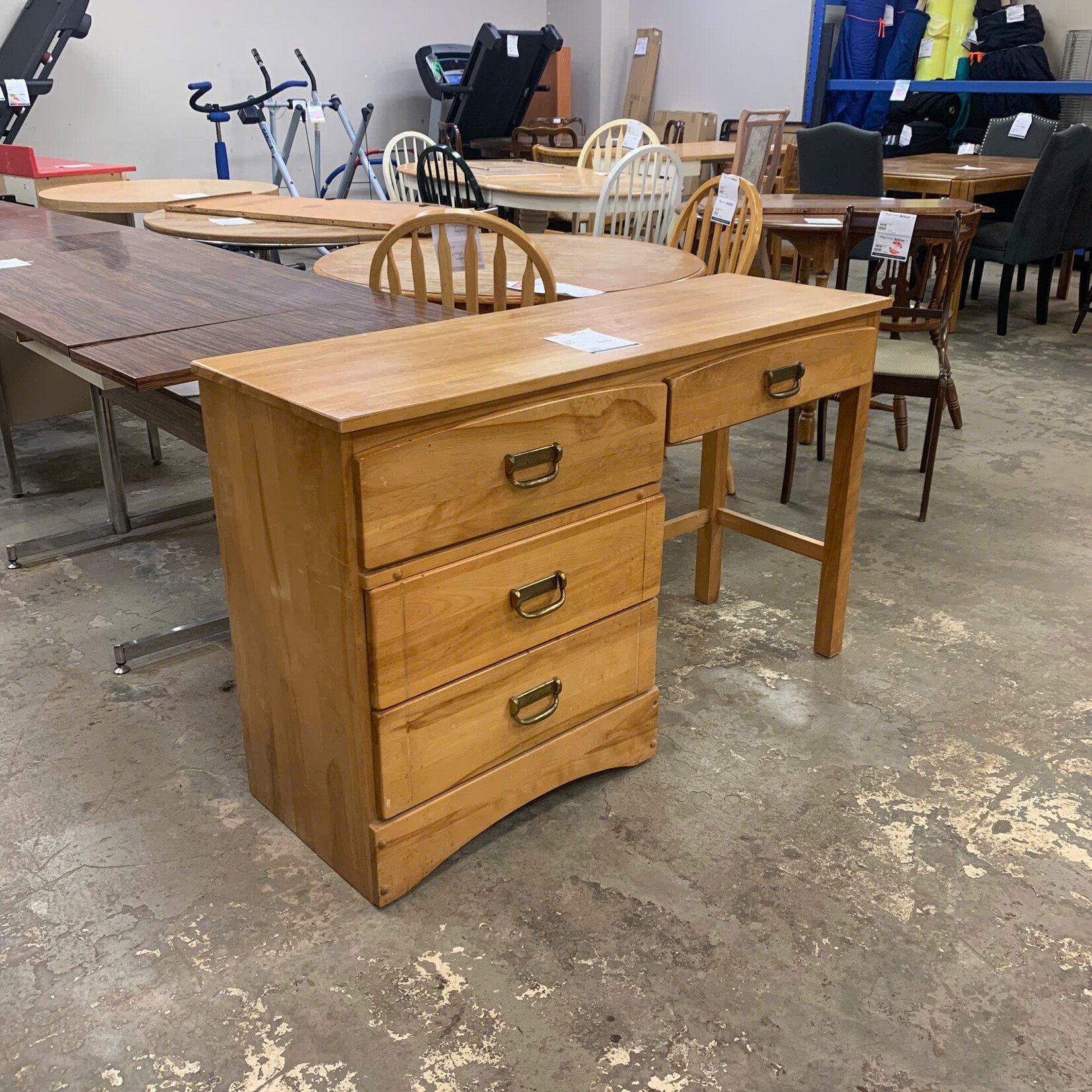 4-Drawer Wooden Desk