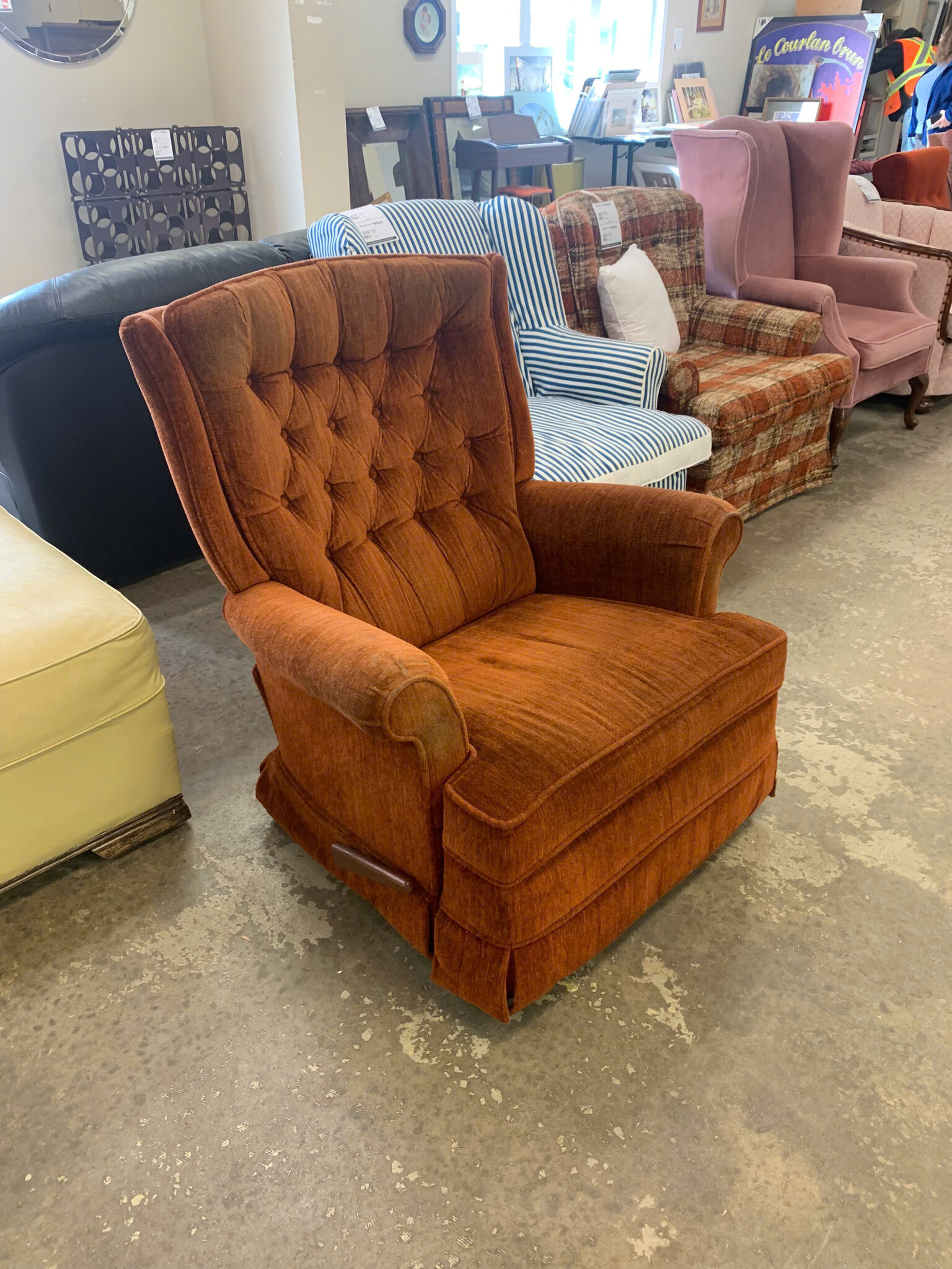 Orange Recliner Chair Habitat for Humanity ReStore Thunder Bay