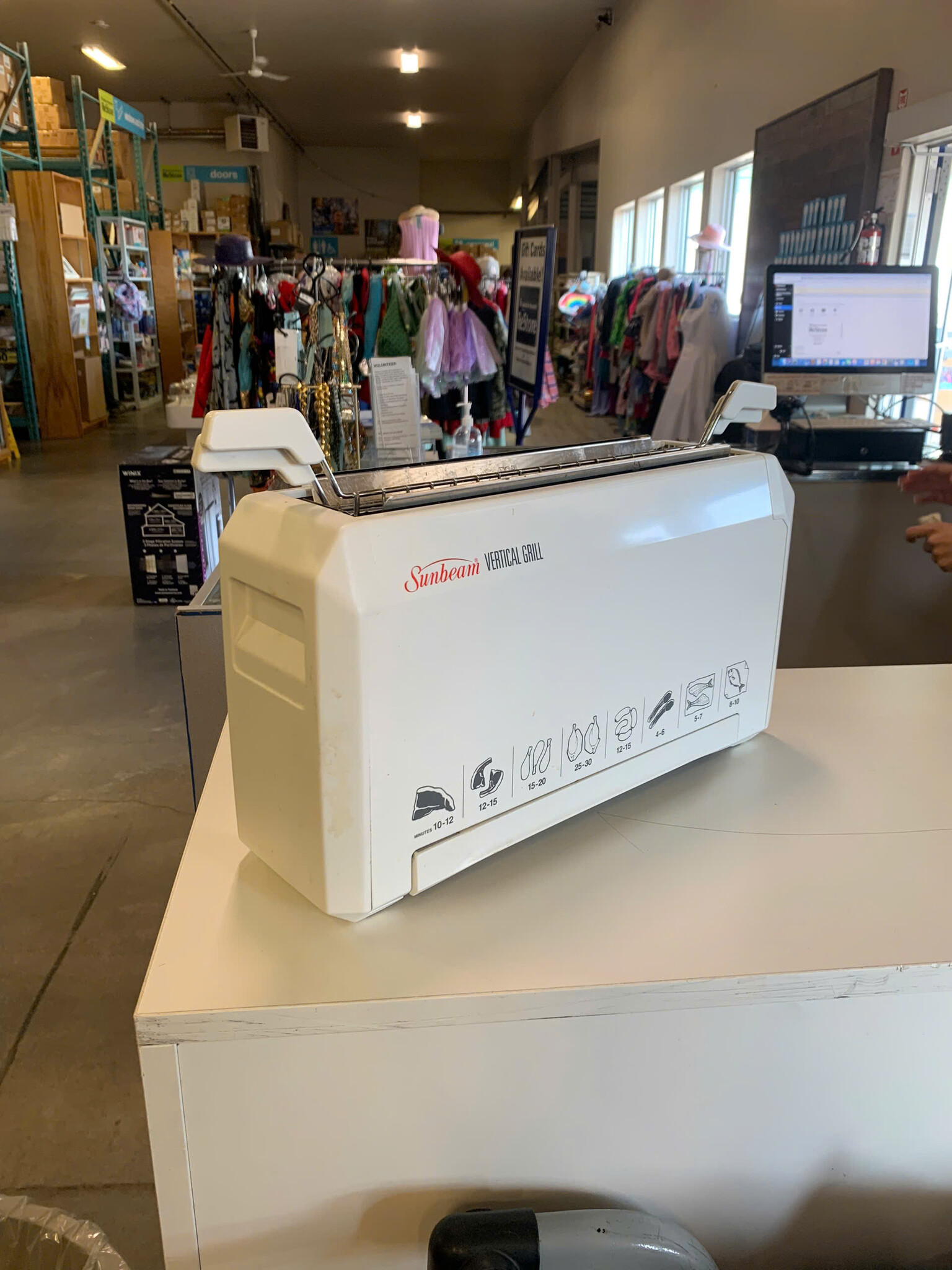 Sunbeam Vertical Grill Habitat for Humanity ReStore Thunder Bay