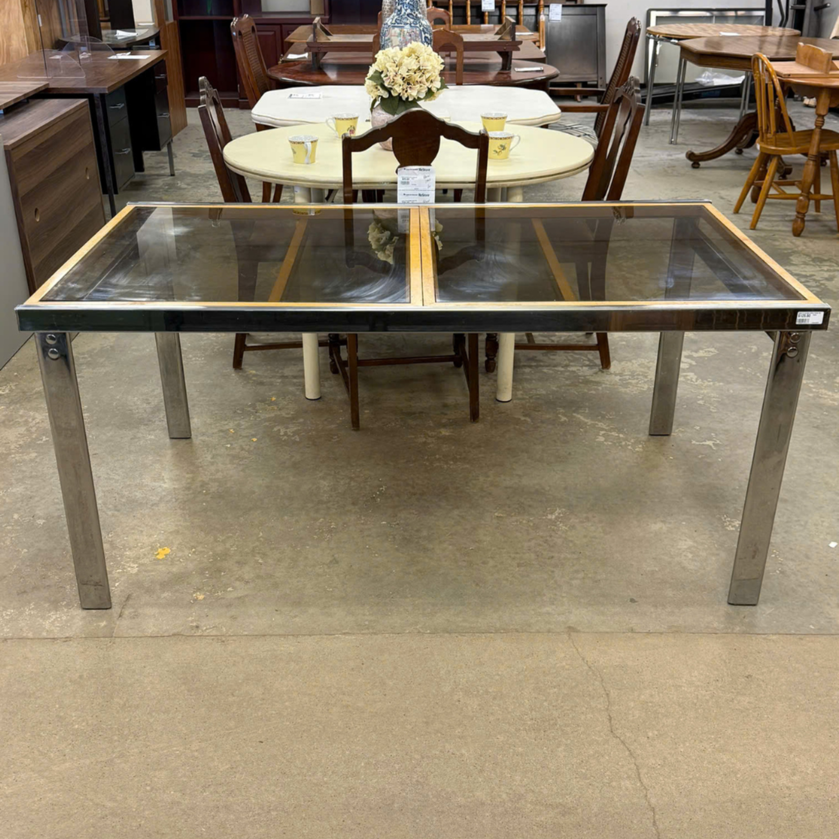 Extendable Glass Top Table