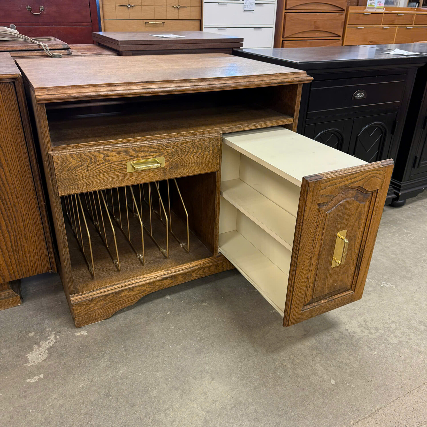 Wooden Kitchen Cabinet